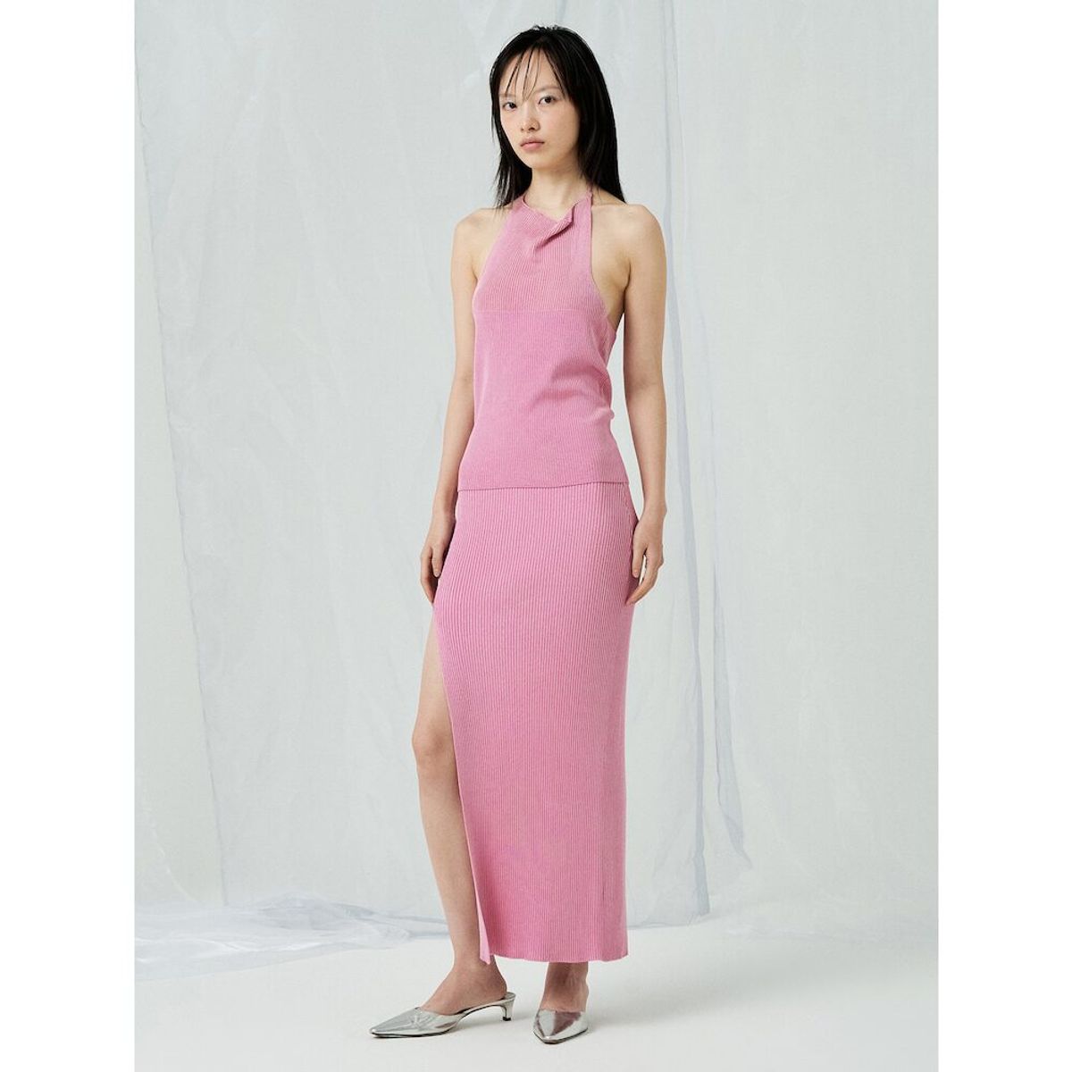 앙개(ANGGAE) Rose Knit Side Slit Long Skirt  Pink
