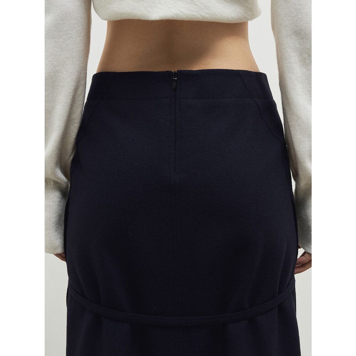앙개(ANGGAE) Back Tied Long Skirt  Navy