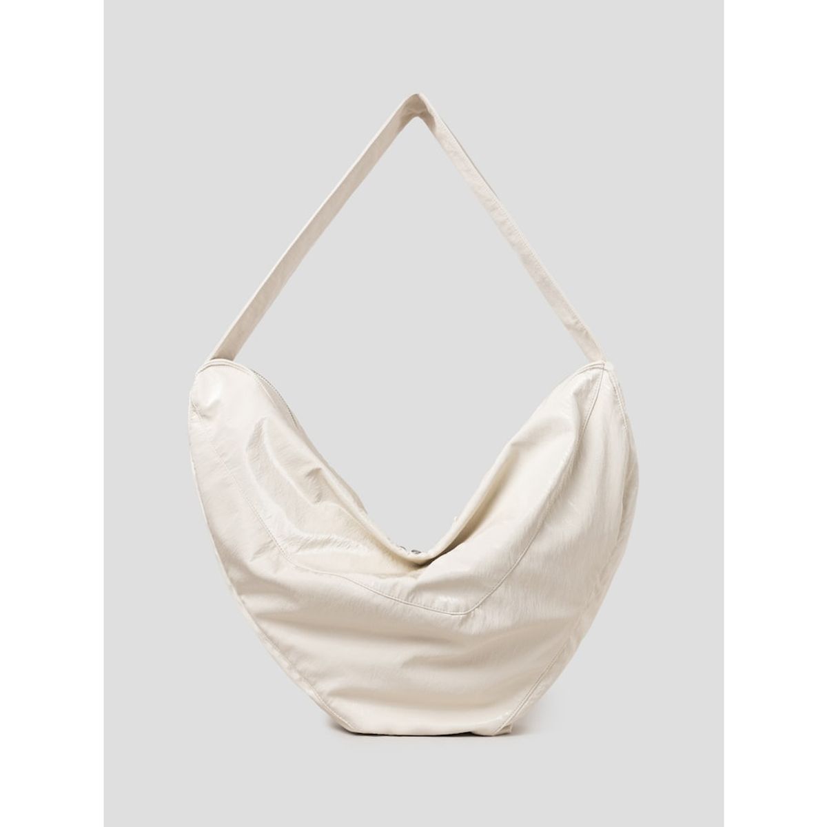 앙개(ANGGAE) Solid Triangle Bag  Ivory