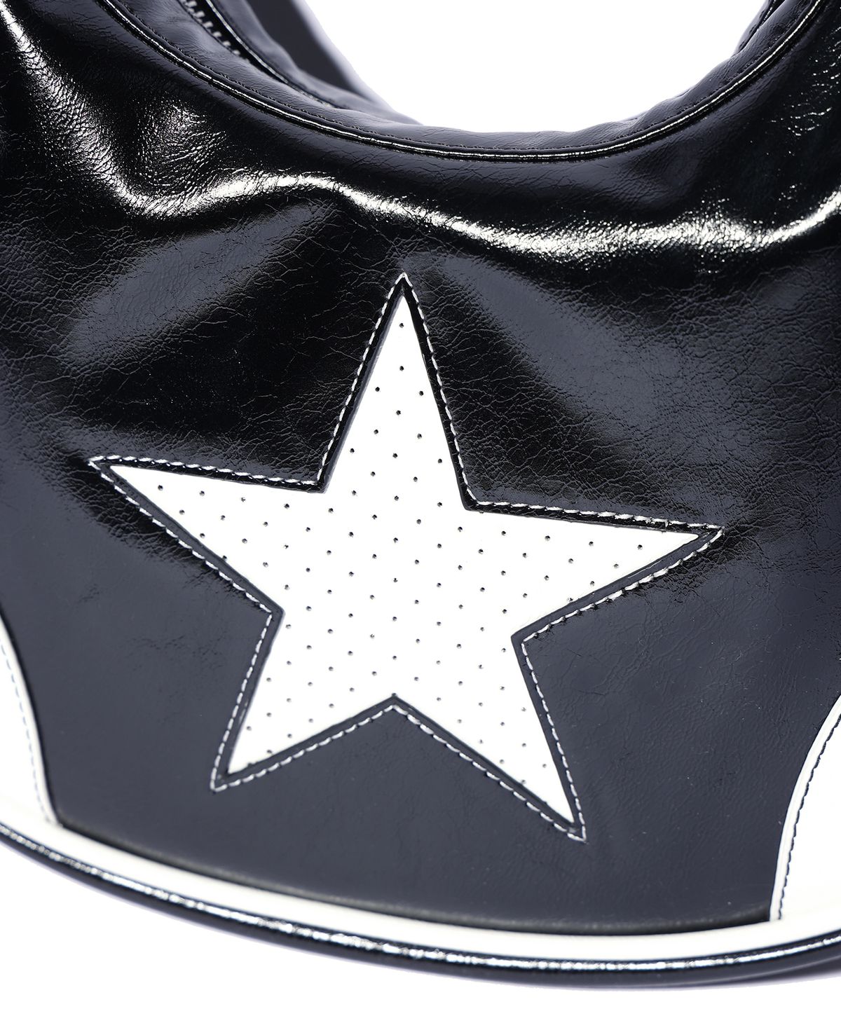유희(YOUHEE) STAR LEATHER HOBO BAG BLACK