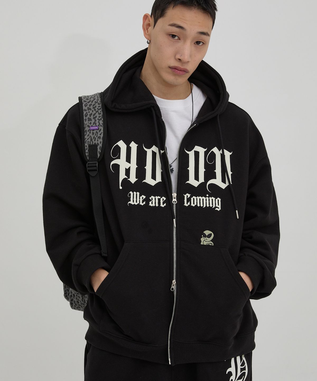 후드후드(HOODHOOD) HD 로고 아플리케 백팩 레오파드