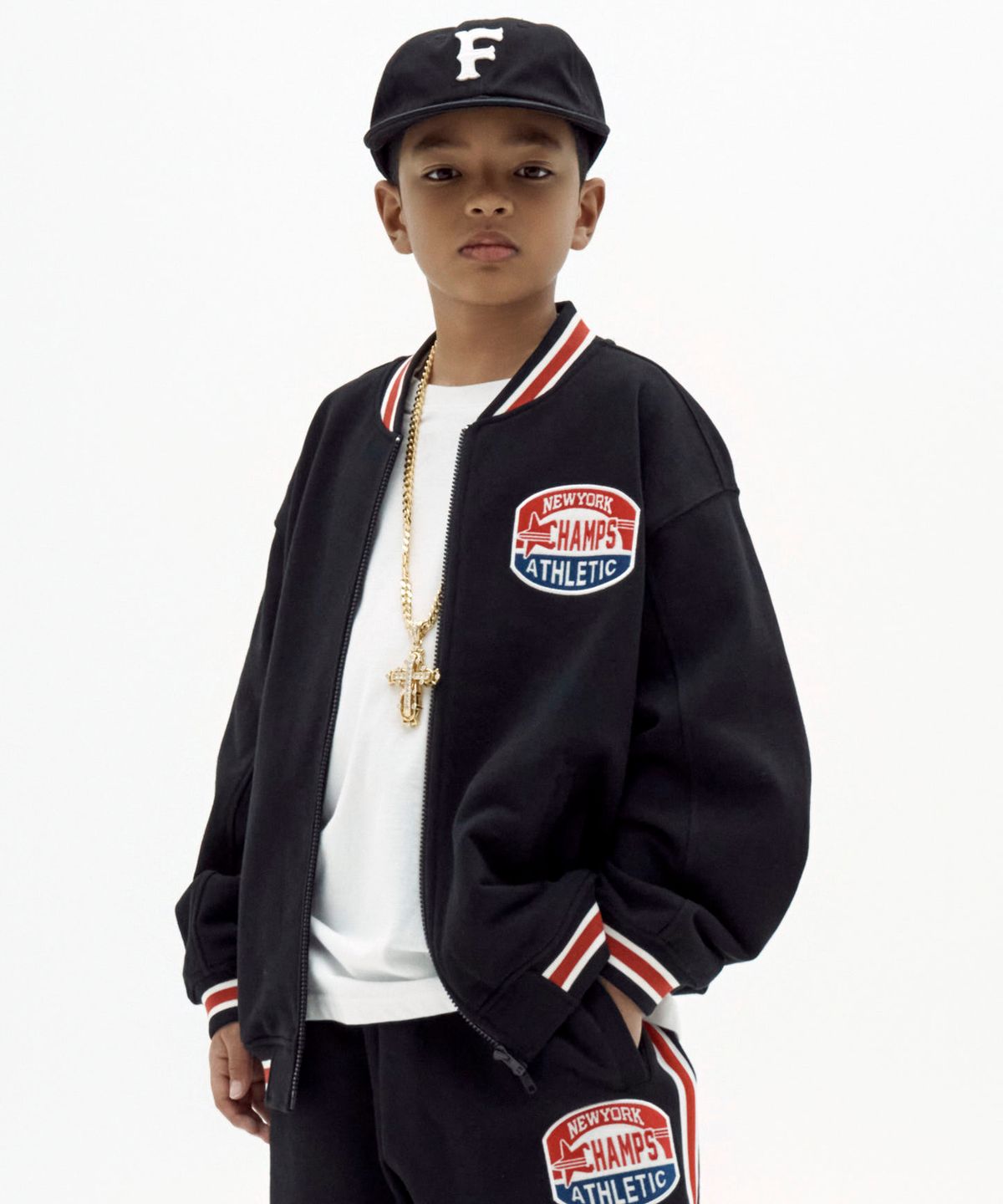 테이크이지 키즈(TAKEASY KIDS) 자이언트핏 챔스 스웻 저지 (블랙)