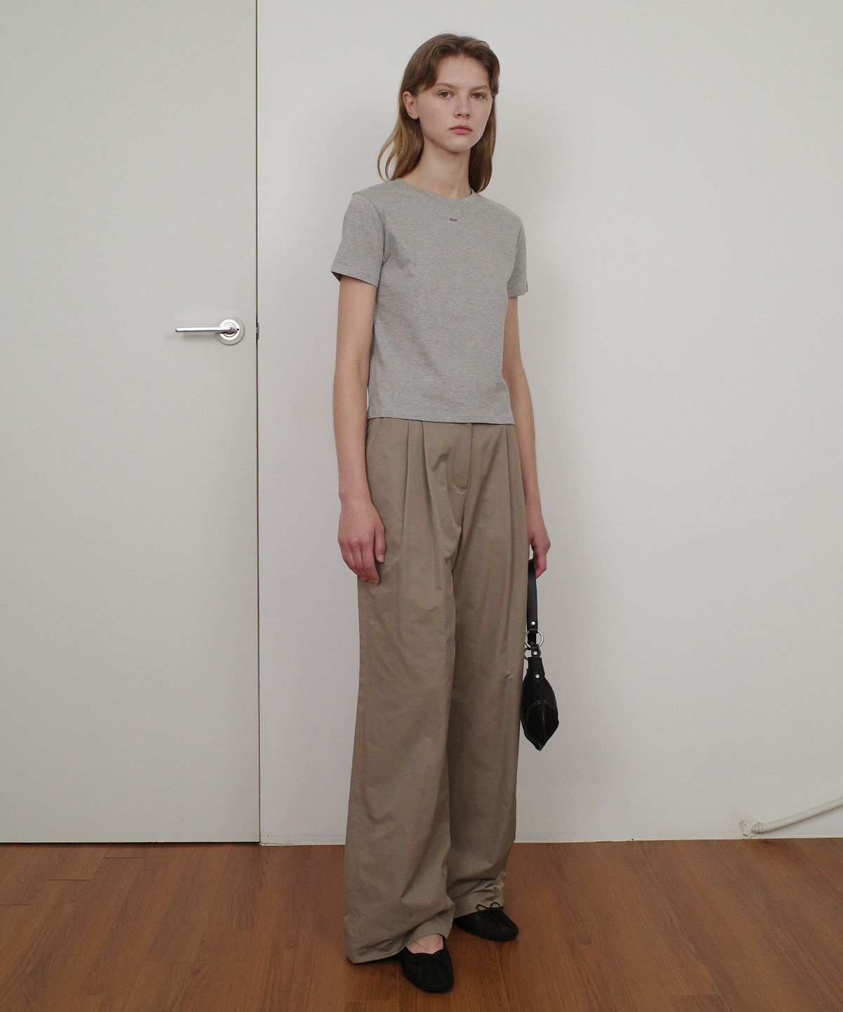 엔오르(EN OR) CLASSIC TWO TUCK WIDE PANTS - BROWN
