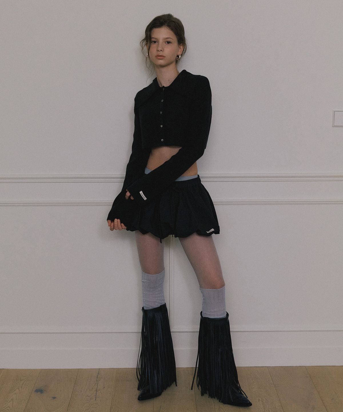 오버듀플레어(OVERDUEFLAIR) ANGORA COLLAR MICRO CROPPED CARDIGAN_BLACK