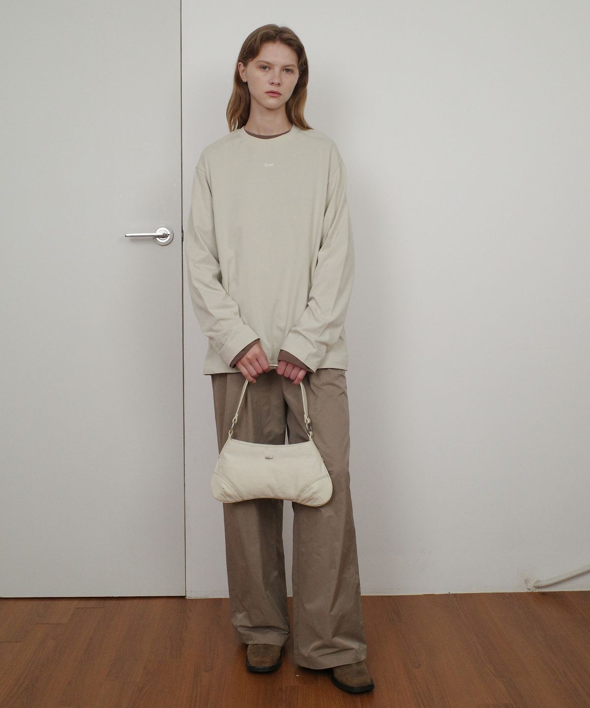 엔오르(EN OR) BASIC ENOR LONG SLEEVE T-SHIRT - BEIGE
