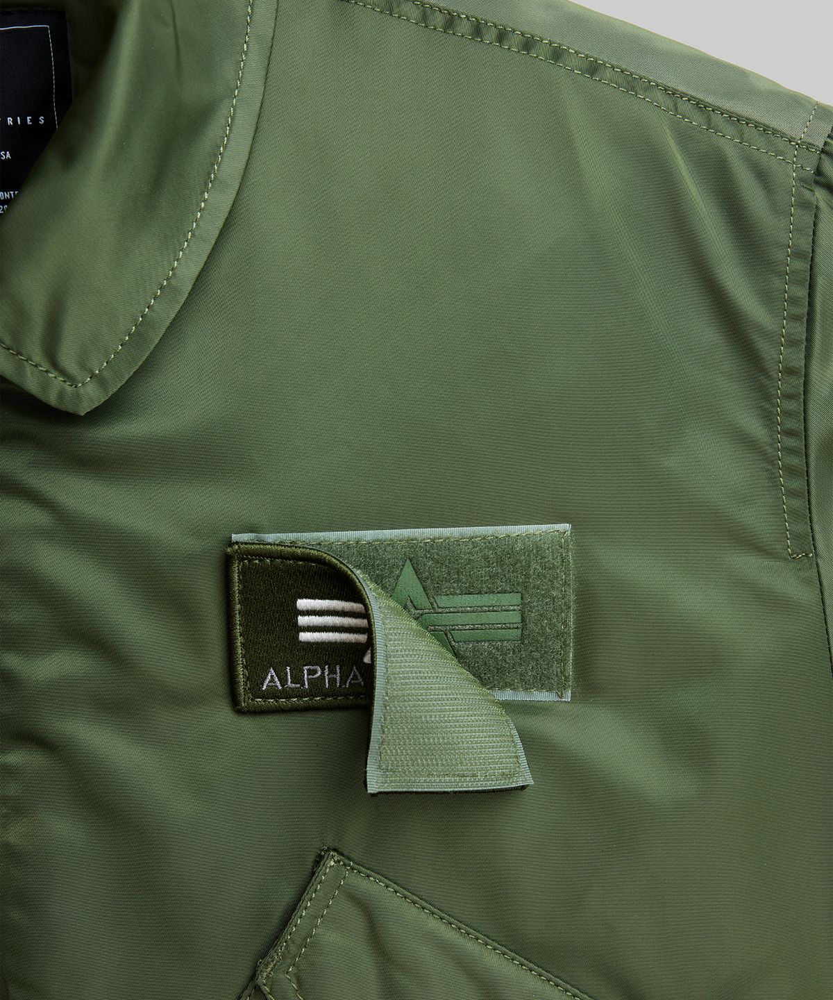 알파 인더스트리(ALPHA INDUSTRIES) CWU 45/P 플라이트 자켓 세이지