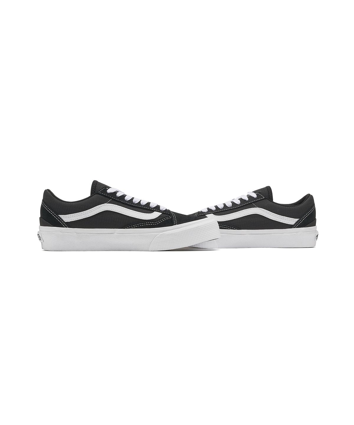 반스(VANS) 올드스쿨 고어텍스 - 블랙:트루 화이트 / VN0009QGBPB1