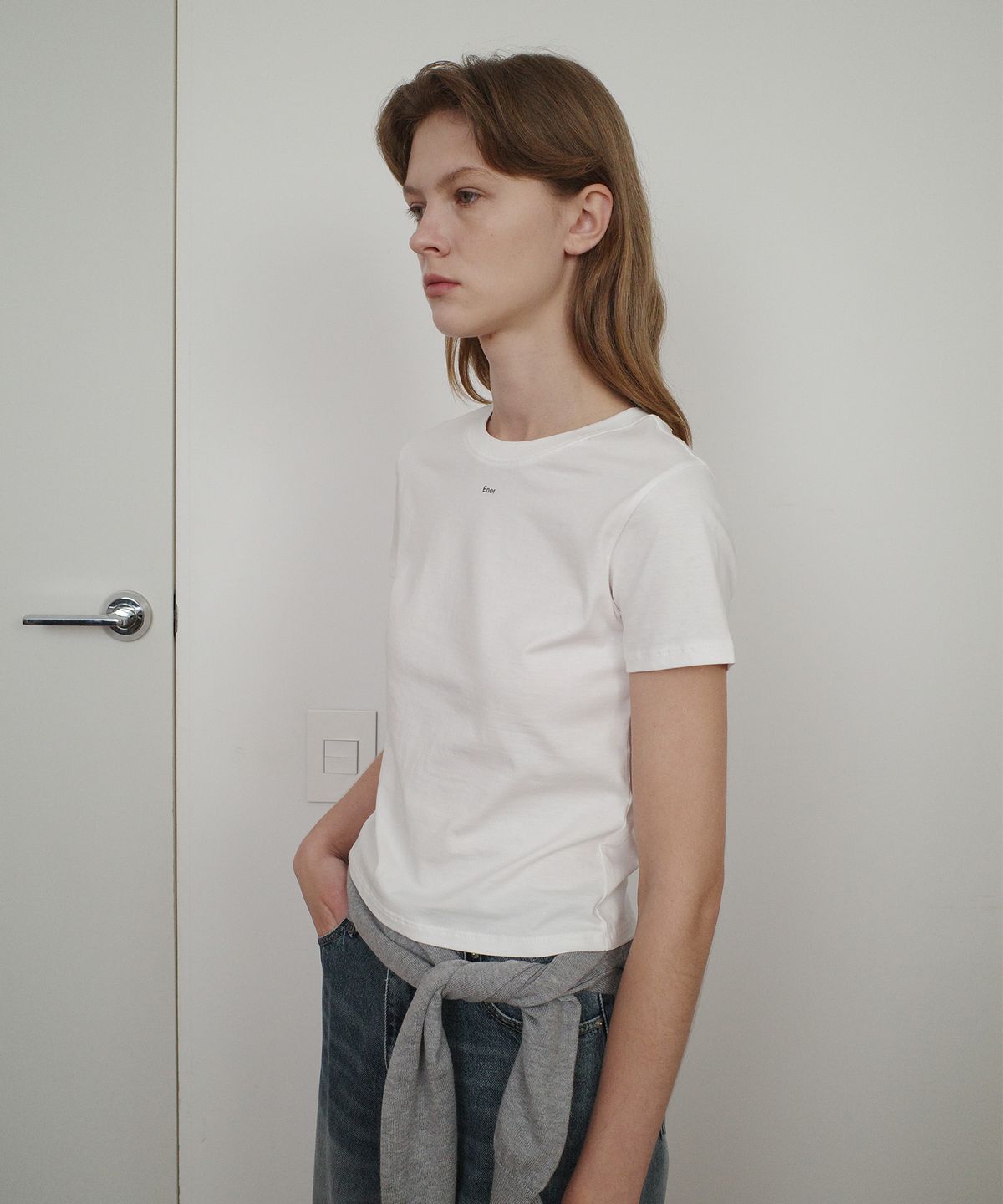엔오르(EN OR) BASIC ENOR CROP T-SHIRT - WHITE