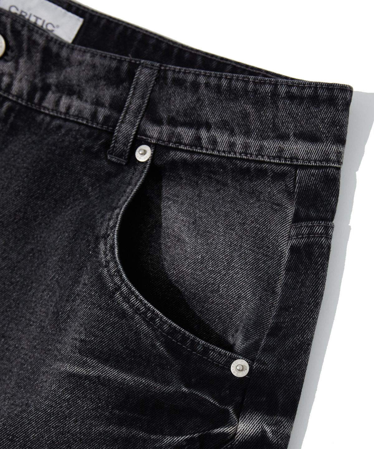 크리틱(CRITIC) VORTEX FADED DENIM PANTS BLACK