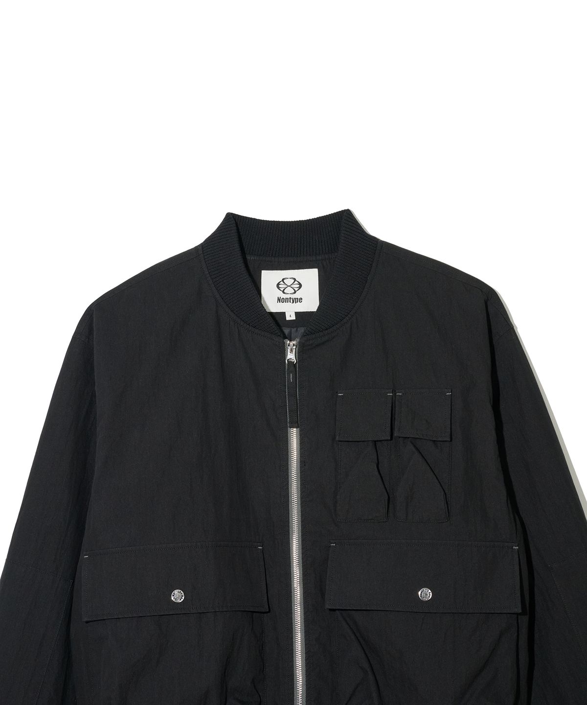 논타입(NONTYPE) MULTI POCKET MA-1 JUMPER (BLACK)