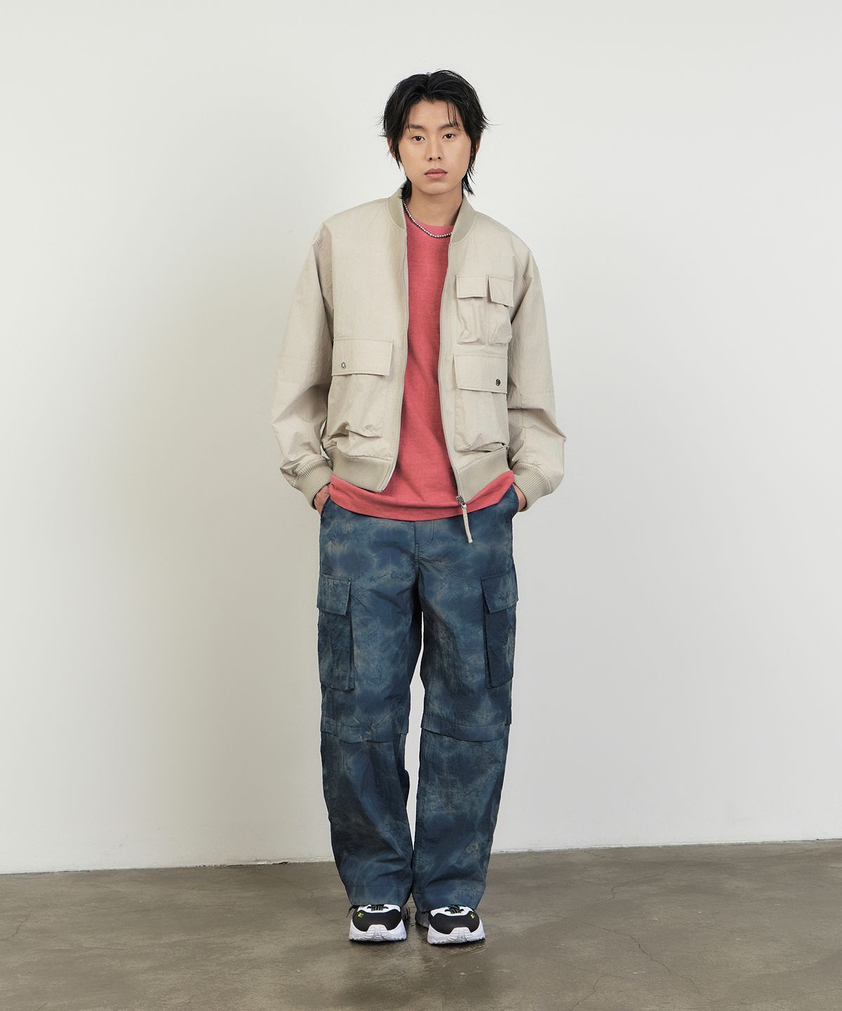 논타입(NONTYPE) MULTI POCKET MA-1 JUMPER (BEIGE)