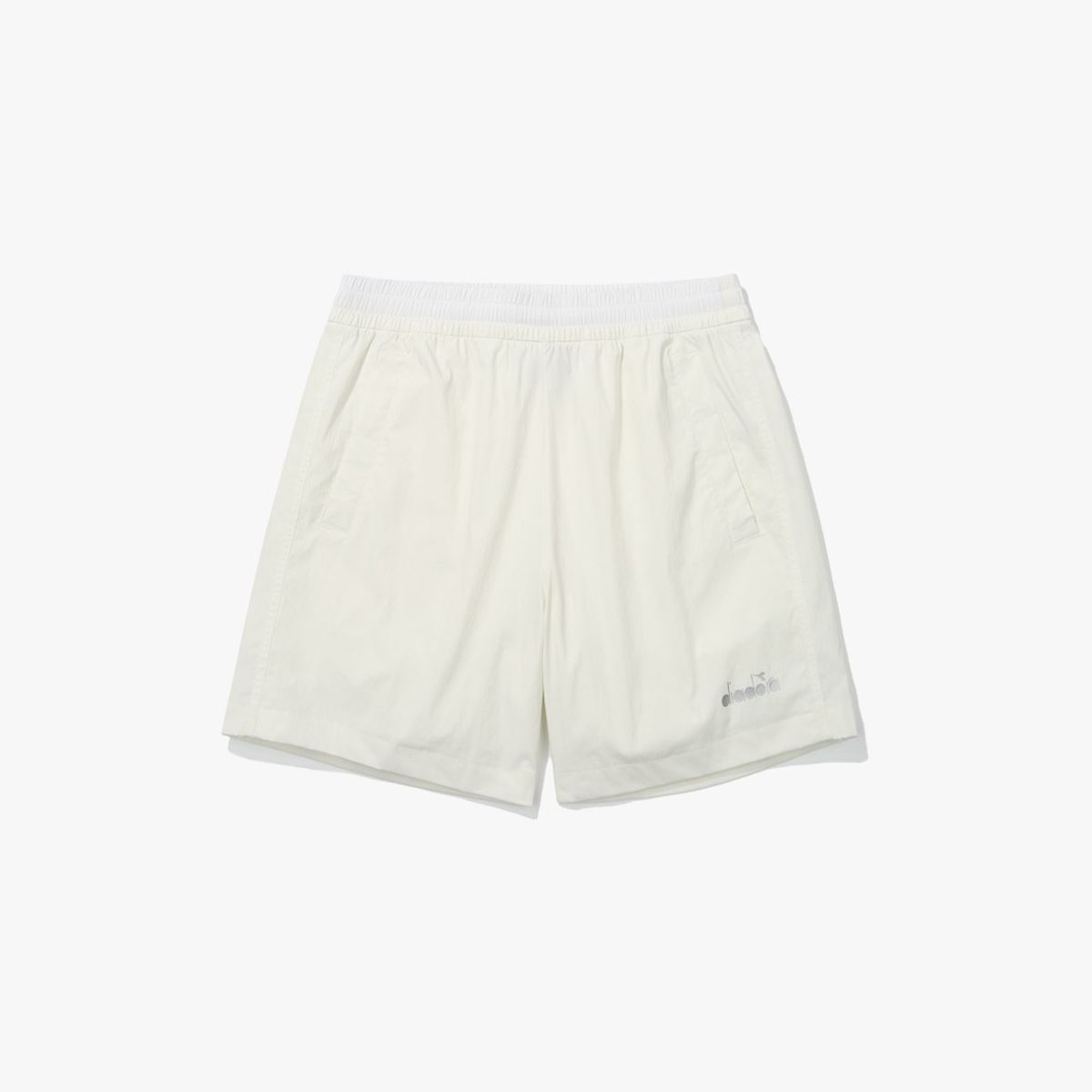 디아도라(diadora) 쿨웨이브 4부 쇼츠 우먼 OFF WHITE