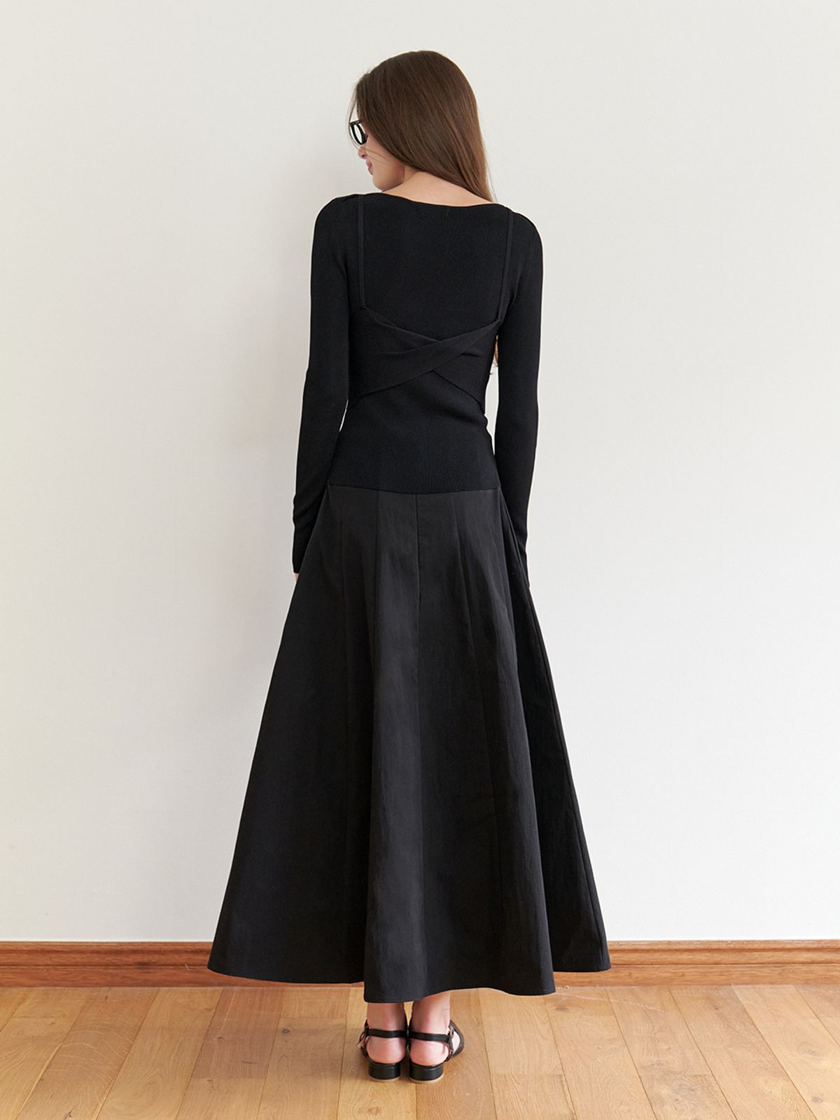 리엘(RE L) Emma flare skirt (black)