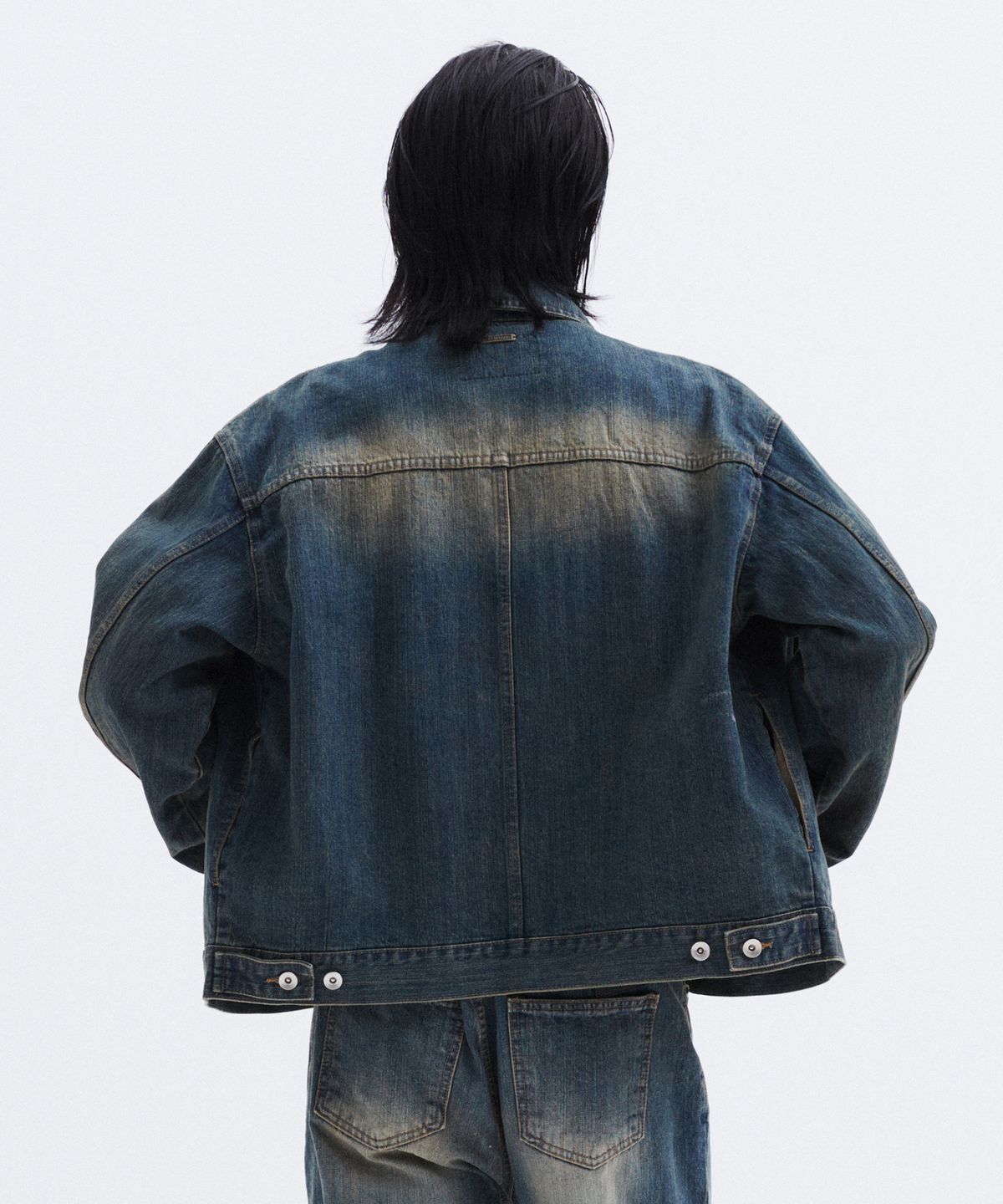 르마드(LEMARD) 투포켓 워싱 데님 자켓 - VINTAGE INDIGO