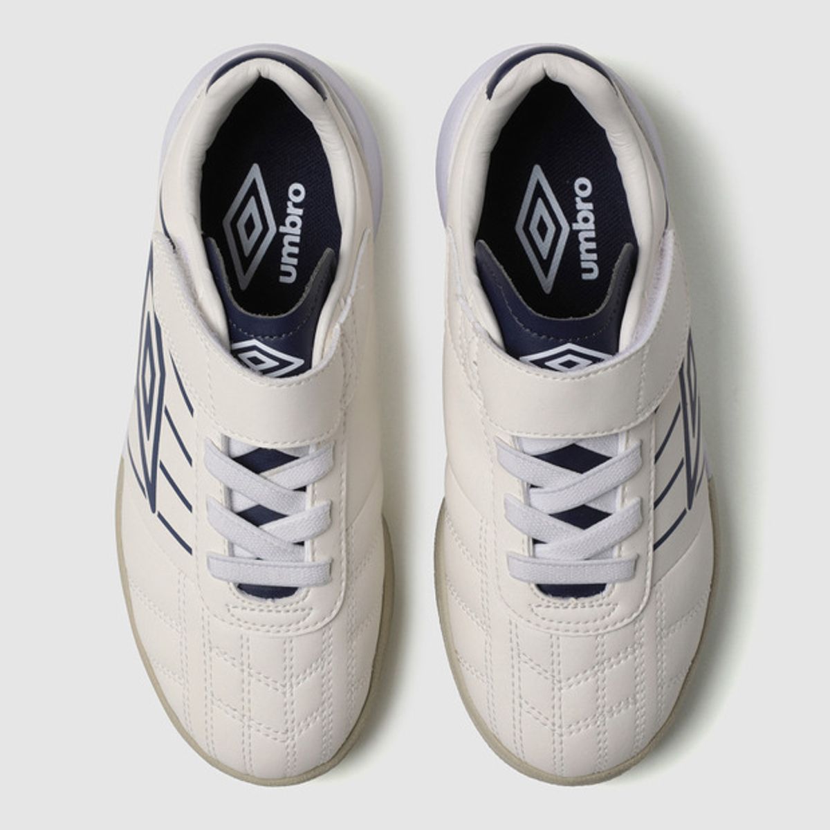 엄브로(UMBRO) TREBLE XAI J (트레블 자이 주니어) 화이트(UQ126STF20)