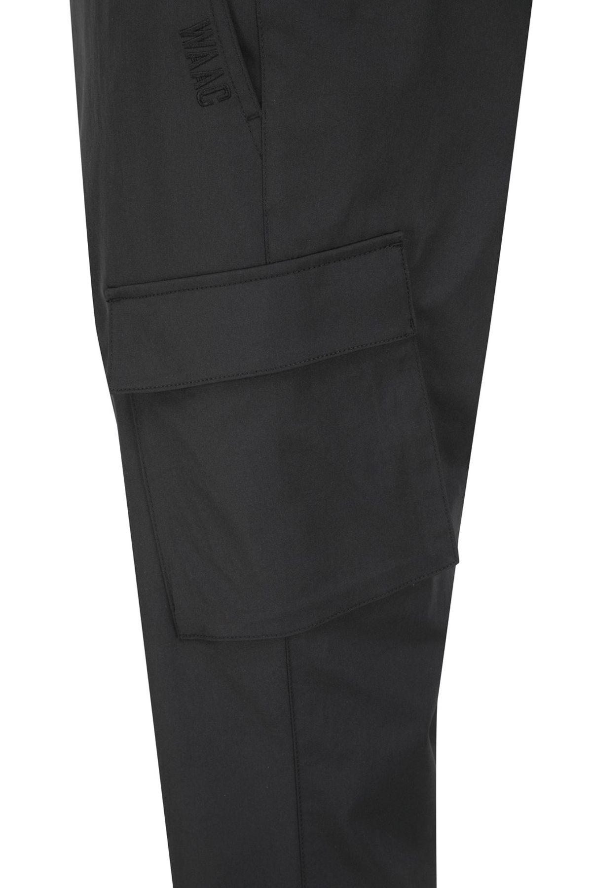 왁(WAAC) Men Cargo Tapered Fit Pants_WMPNS25102BKX