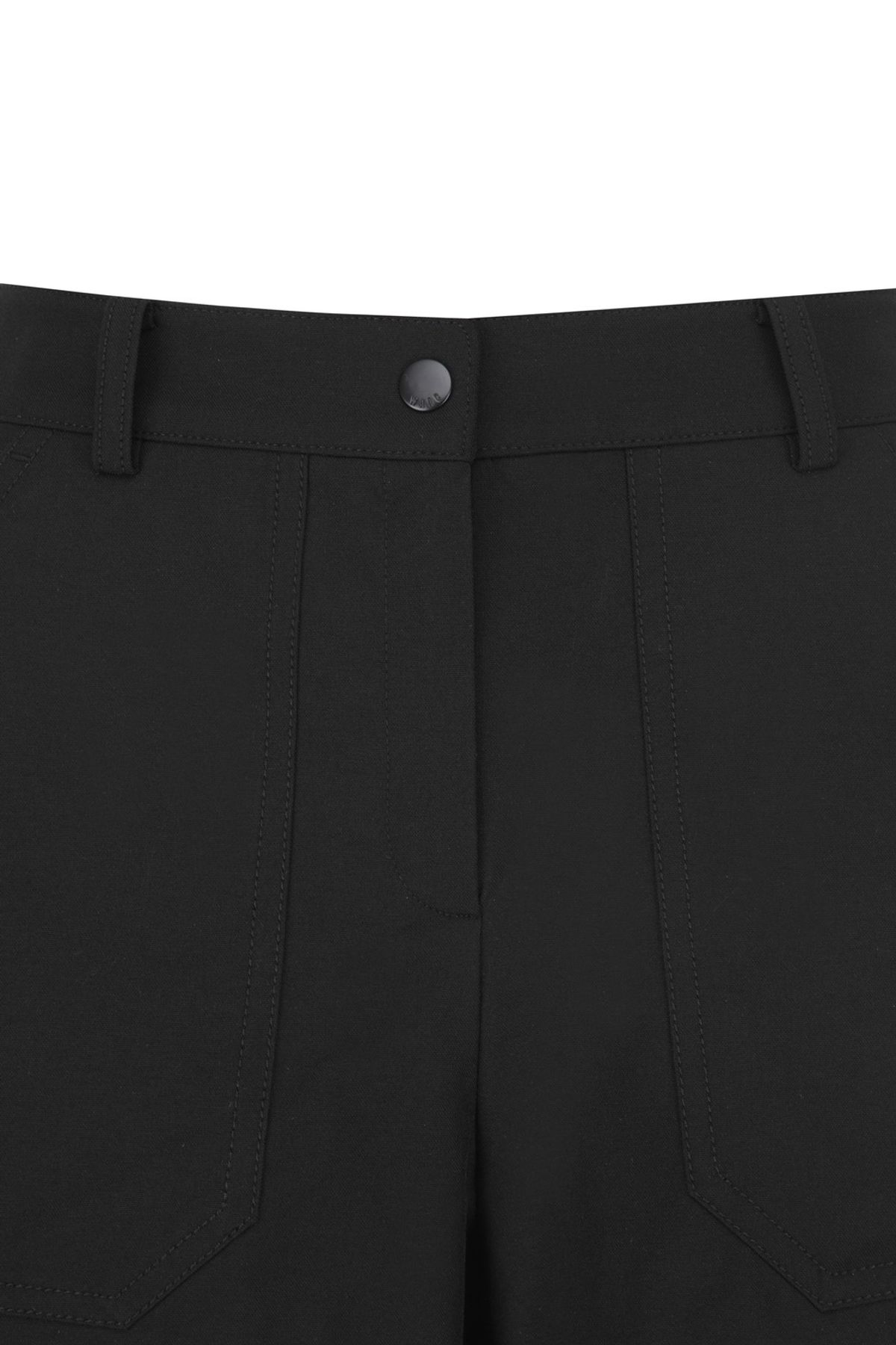 왁(WAAC) Women Big Pocket Shorts_WWPNM25205BKX