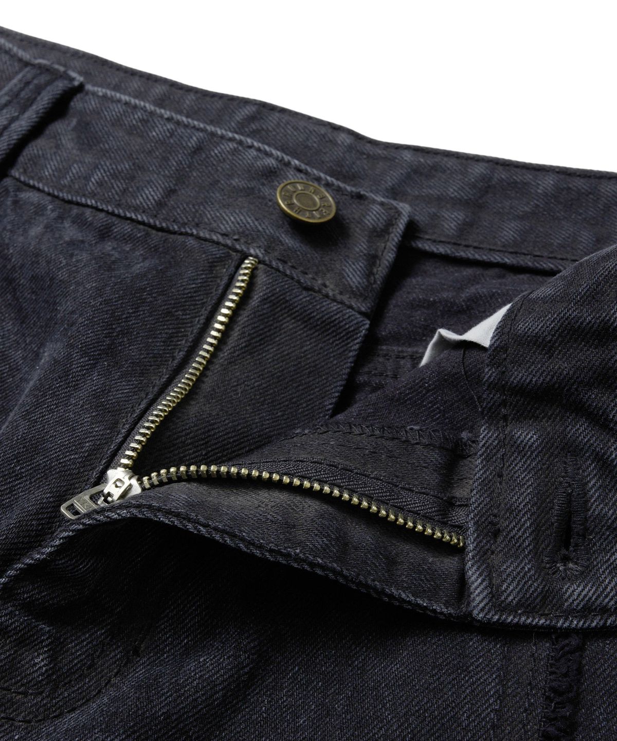 브라운브레스(BROWNBREATH) W RAW EDGE STUD DENIM PANTS - BLACK