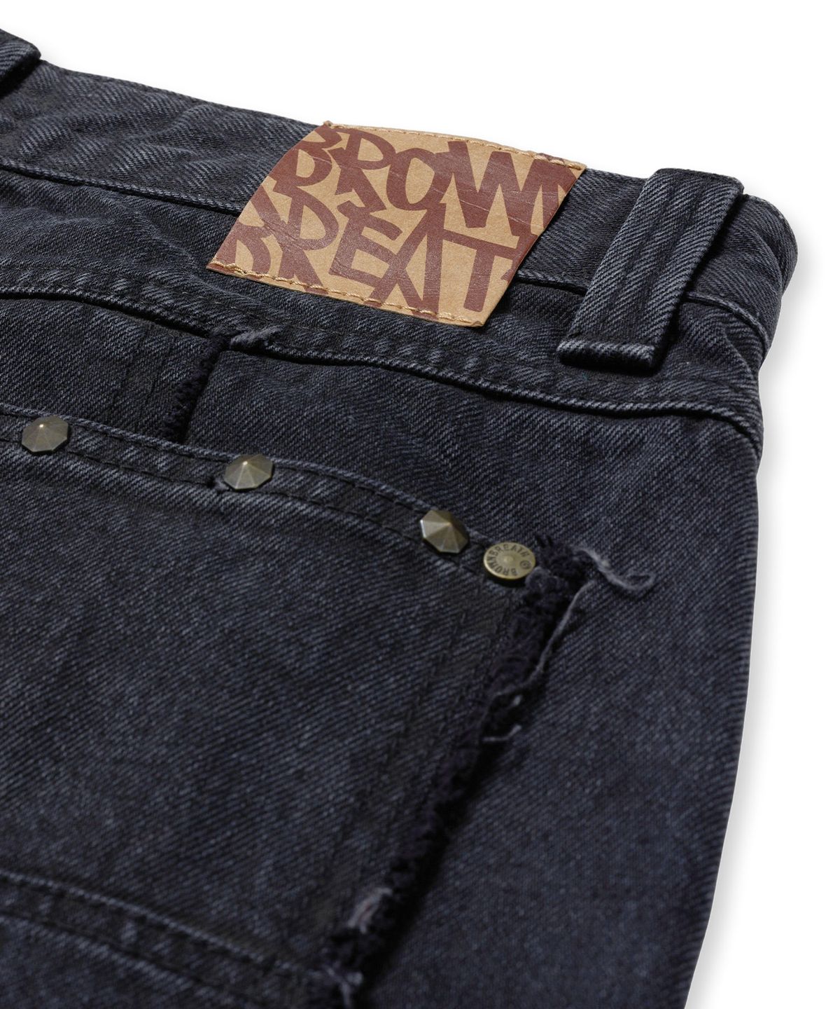 브라운브레스(BROWNBREATH) W RAW EDGE STUD DENIM PANTS - BLACK
