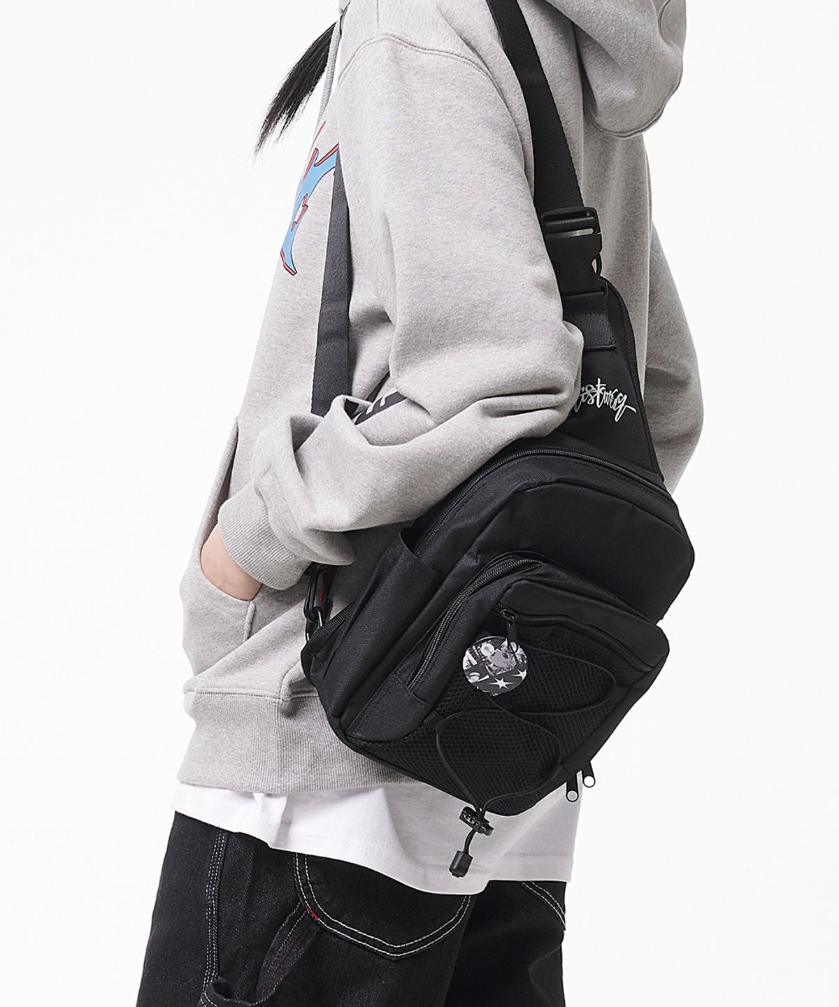 아티스트웨어(ARTISTWEAR) [ATW] 로고 미니 슬링백