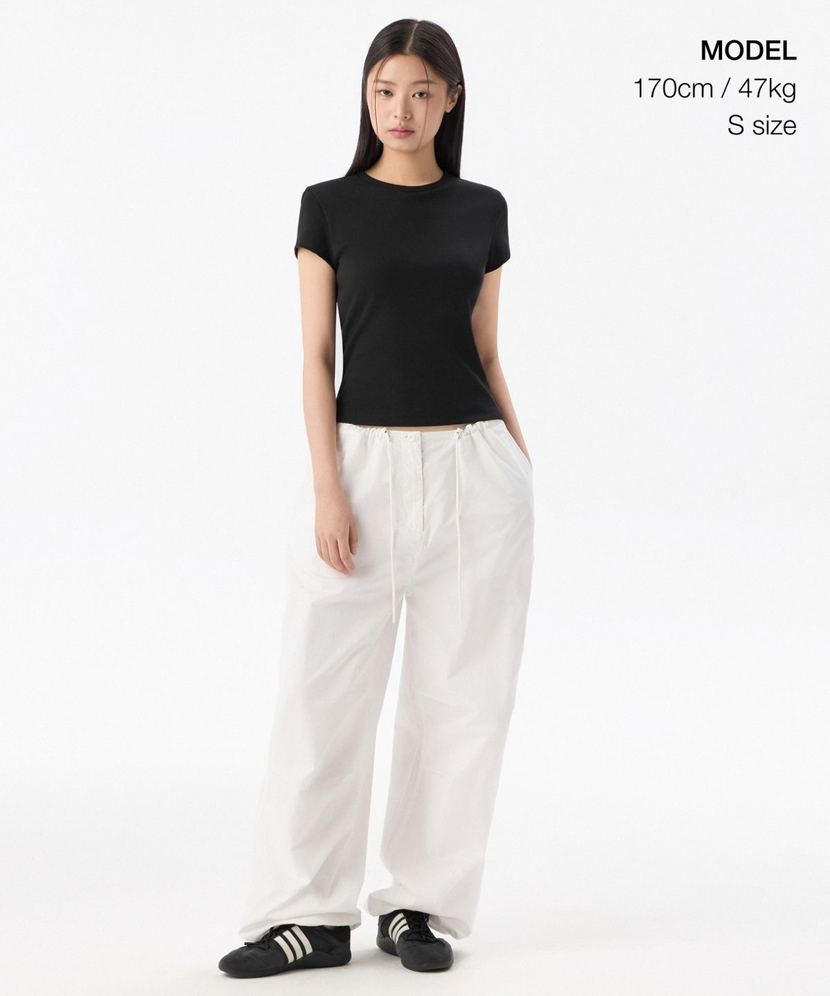 무신사 스탠다드 우먼(MUSINSA STANDARD WOMAN) 우먼즈 슬림 크루 넥 브라 티셔츠 [블랙]