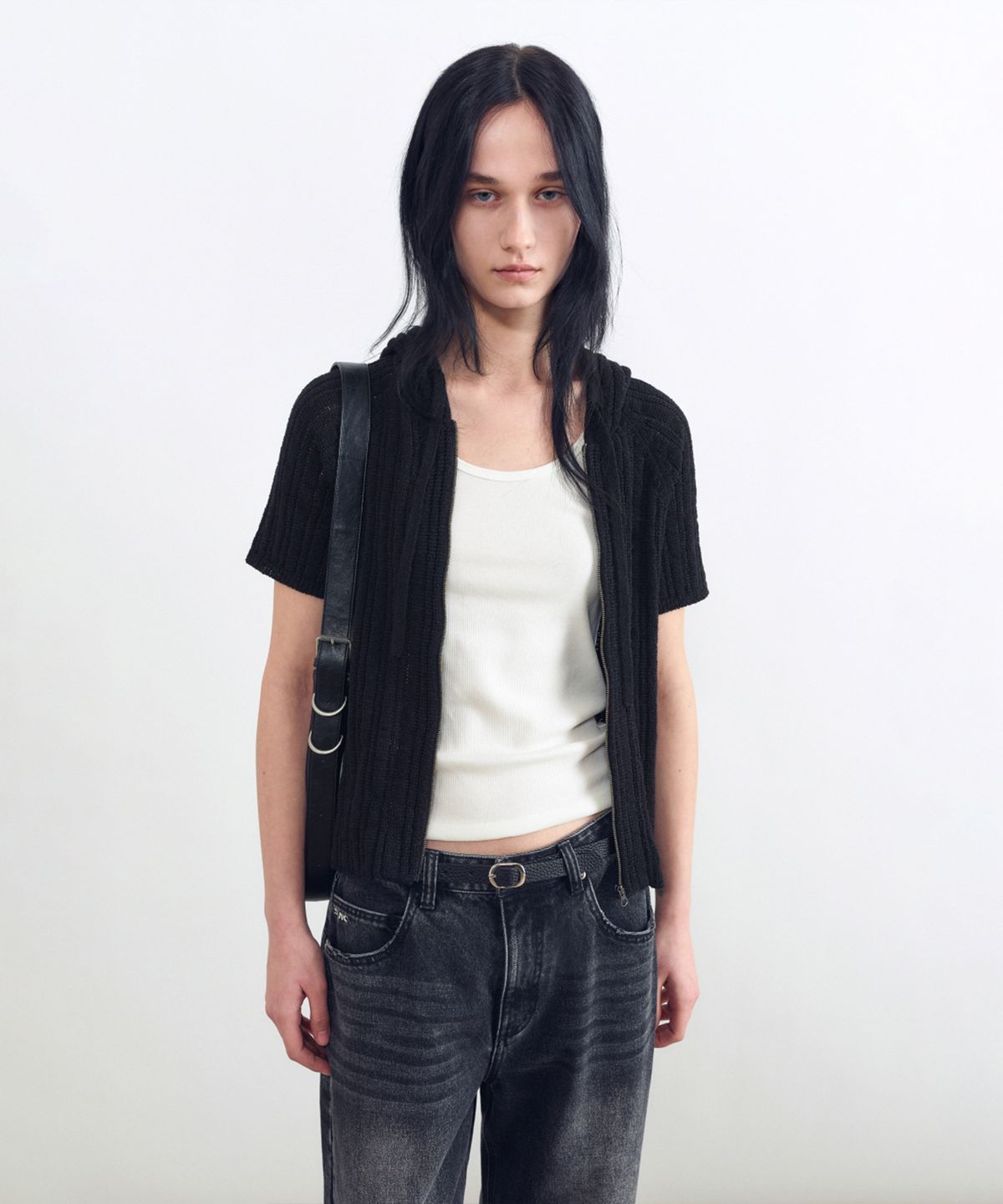 인사일런스 우먼(INSILENCE WOMEN) 스키니 스터드 레더 벨트 BLACK