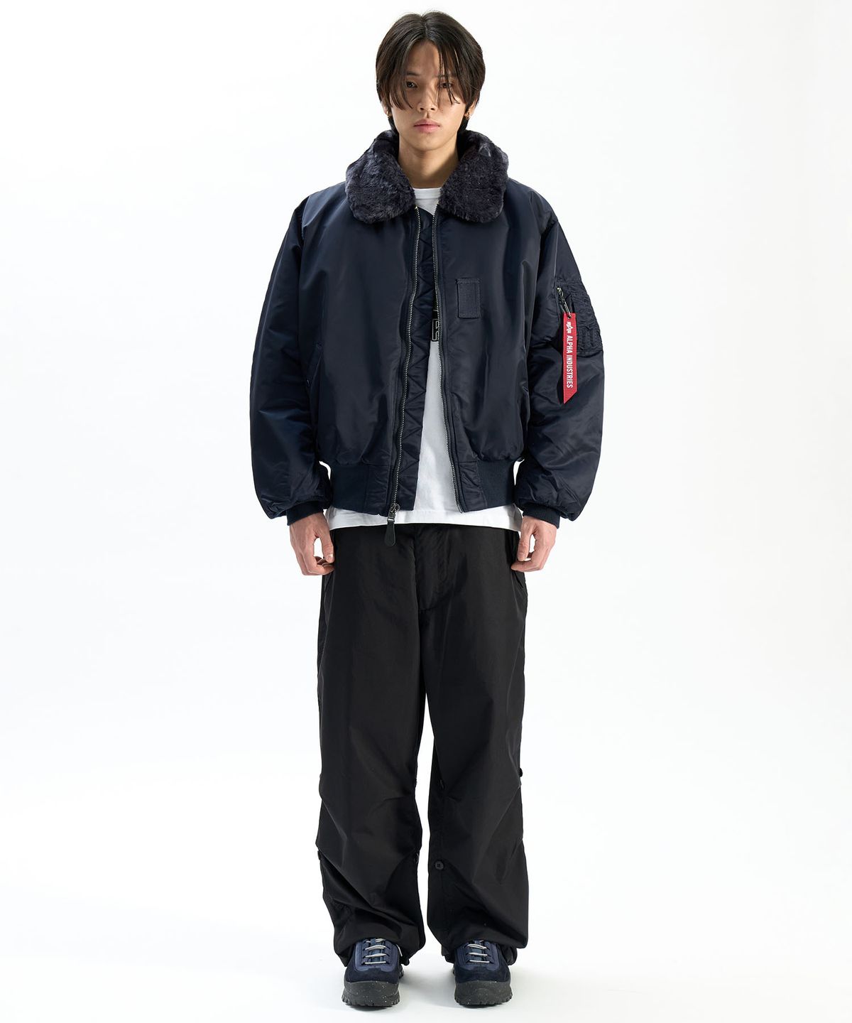 알파 인더스트리(ALPHA INDUSTRIES) B-15 헤리티지 핏 플라이트 자켓 레플리카 블루