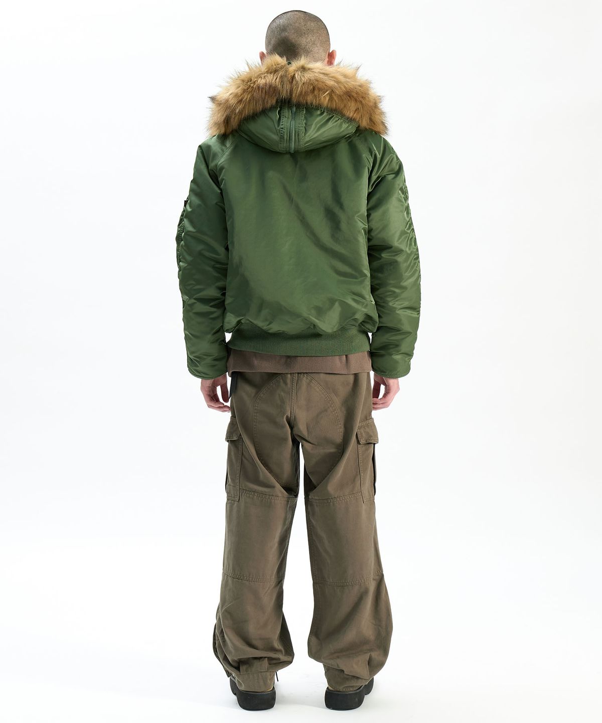 알파 인더스트리(ALPHA INDUSTRIES) N-2B 헤리티지 핏 파카 세이지