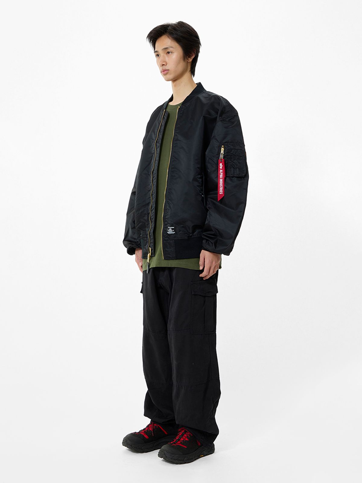 알파 인더스트리(ALPHA INDUSTRIES) L-2B 모드 GEN II 플라이트 자켓 블랙