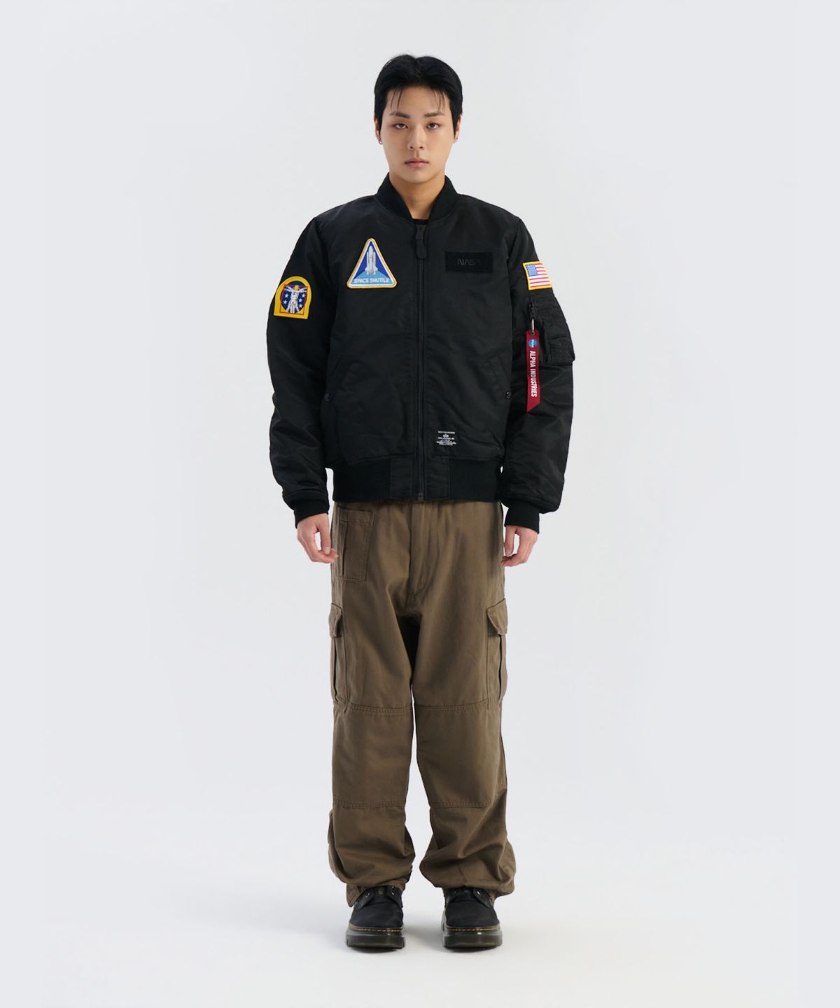 알파 인더스트리(ALPHA INDUSTRIES) 나사 MA-1 플라이트 자켓 GEN II 블랙
