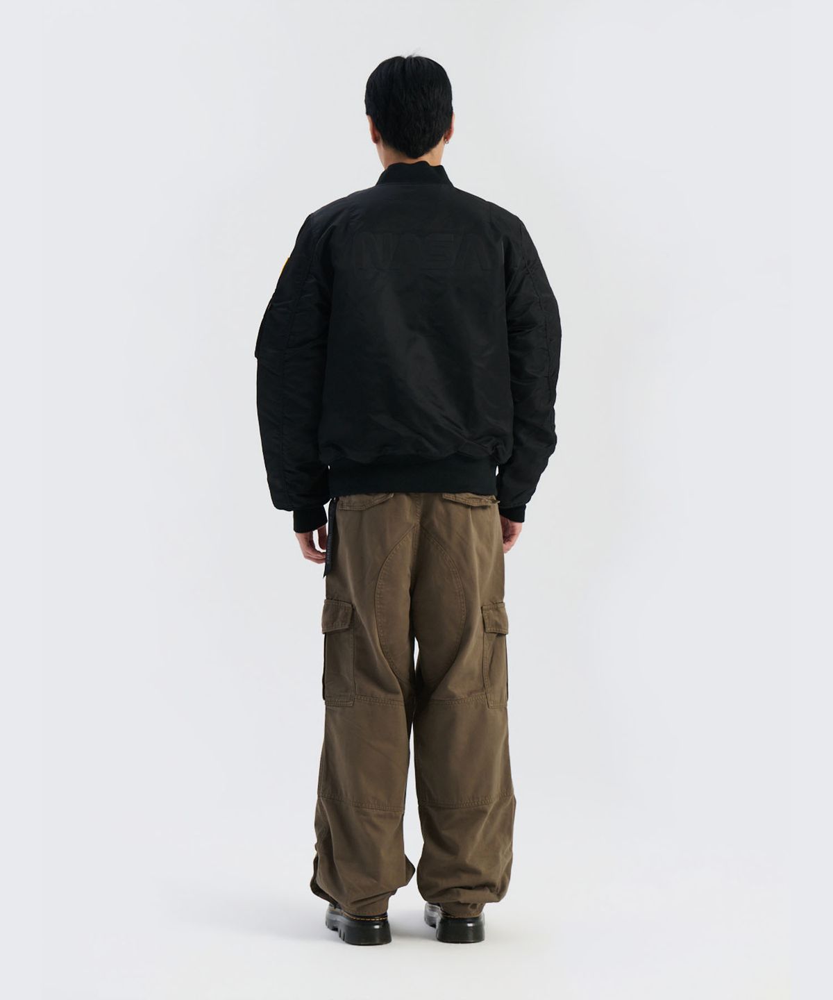알파 인더스트리(ALPHA INDUSTRIES) 나사 MA-1 플라이트 자켓 GEN II 블랙