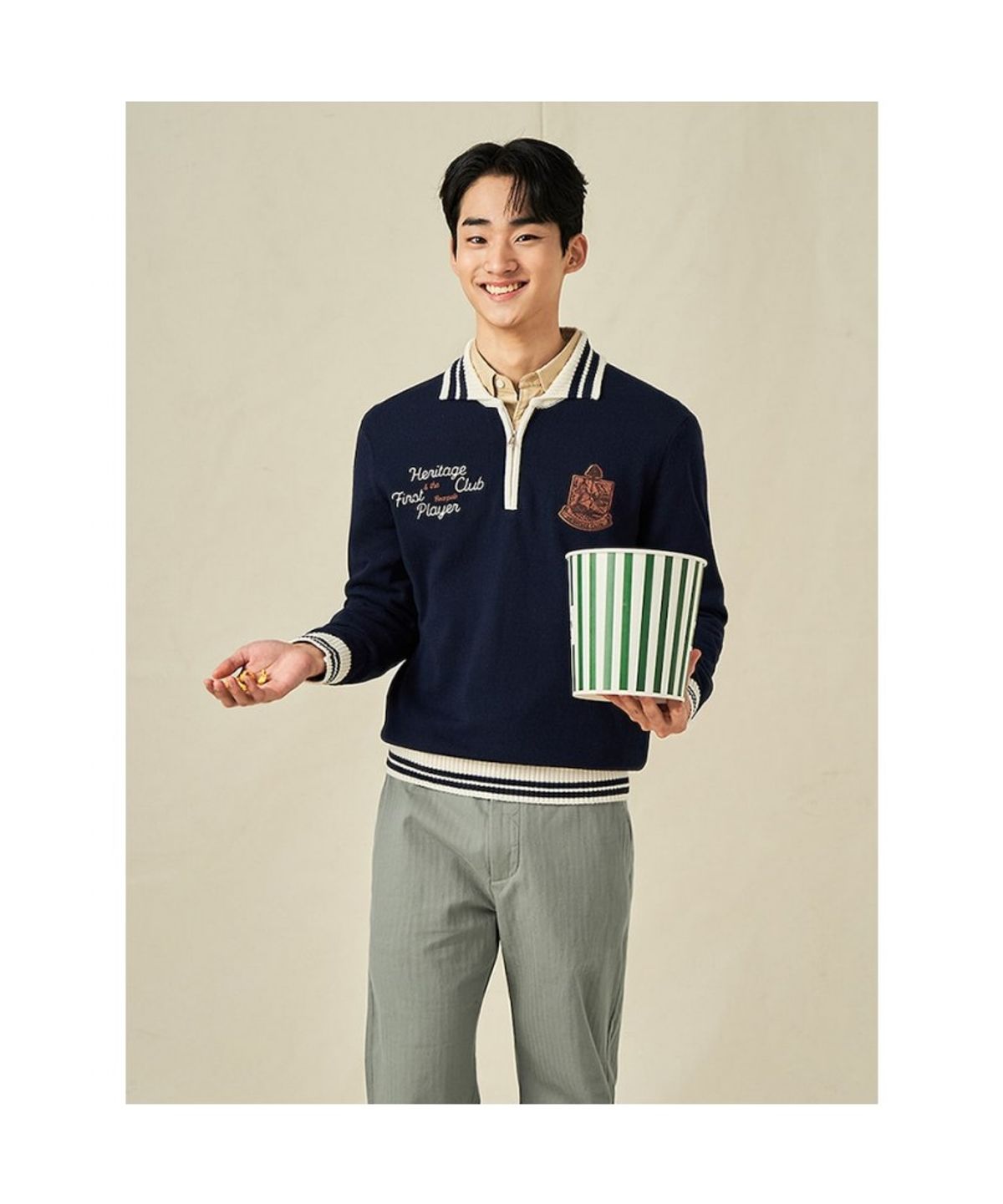 빈폴 멘(BEANPOLE MEN) 와펜 포인트 하프집업 니트  네이비 (BC5251C08R)
