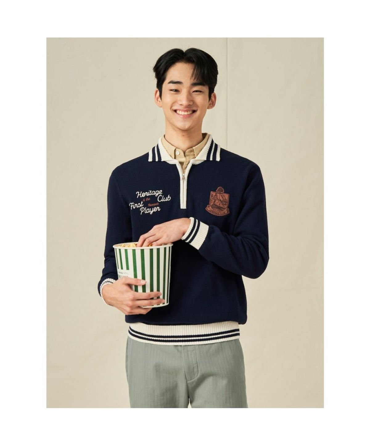 빈폴 멘(BEANPOLE MEN) 와펜 포인트 하프집업 니트  네이비 (BC5251C08R)