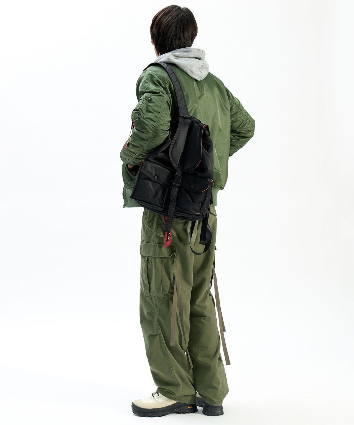 알파 인더스트리(ALPHA INDUSTRIES) MA-1 모드 플라이트 자켓 세이지
