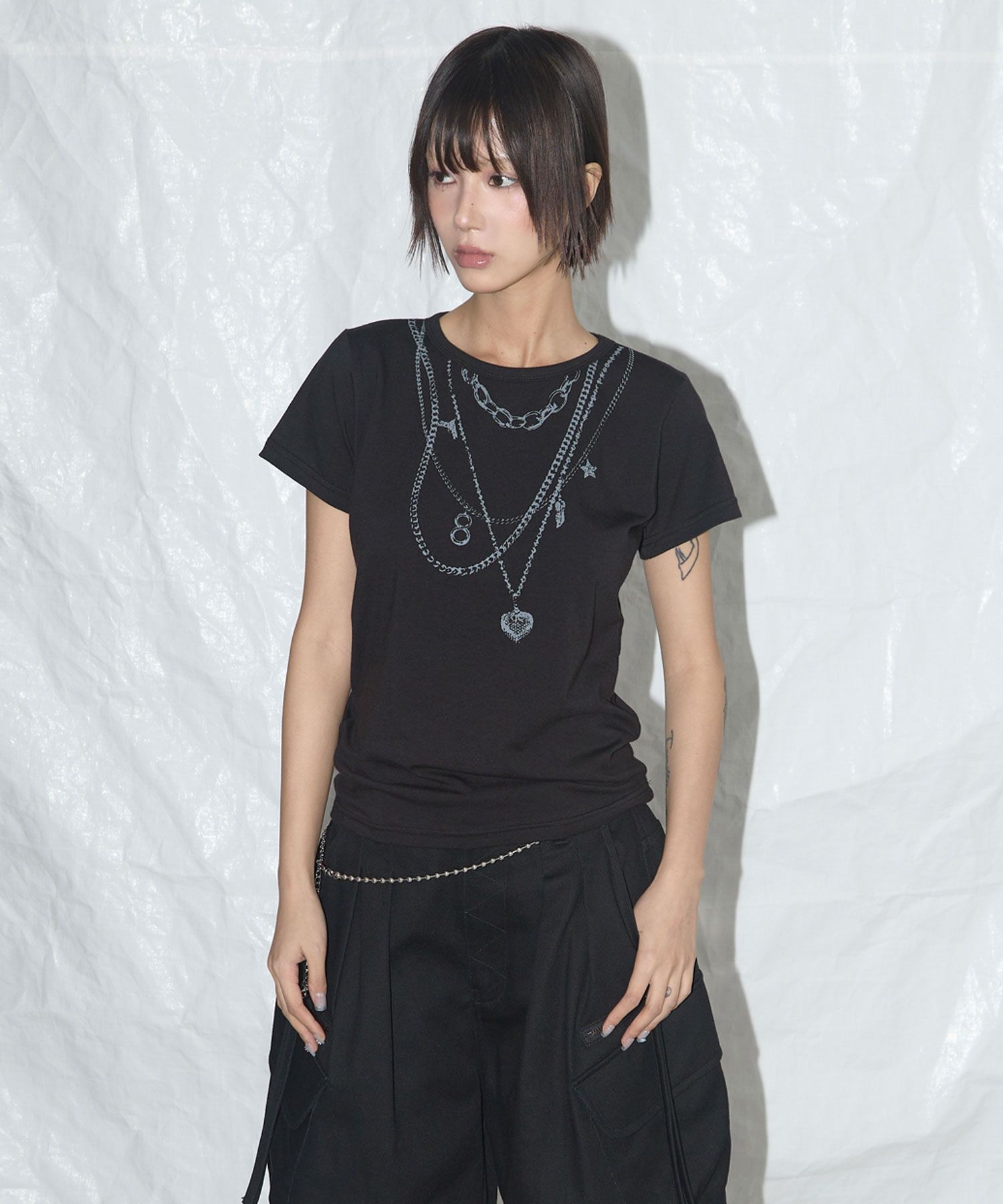 ◆NASTY FANCY CLUB◆ Dual Charm Necklace Tee BLACK F25QB097 MUSINSA | FANCY CLUB Dual Charm Necklace Tee (BLACK) F25QB097