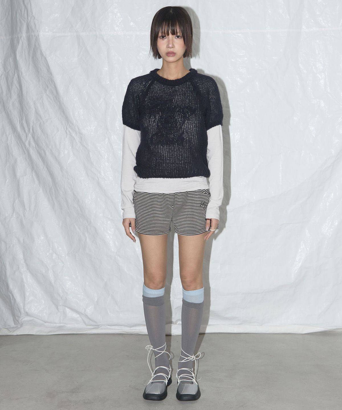 팬시클럽(FANCY CLUB) 엠브로이드 네트 레글런 니트 (NAVY) F25QB090