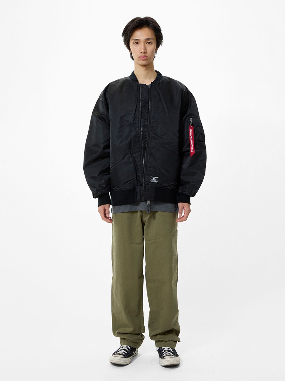 알파 인더스트리(ALPHA INDUSTRIES) MA-1 블러드칫 플라이트 자켓 블랙