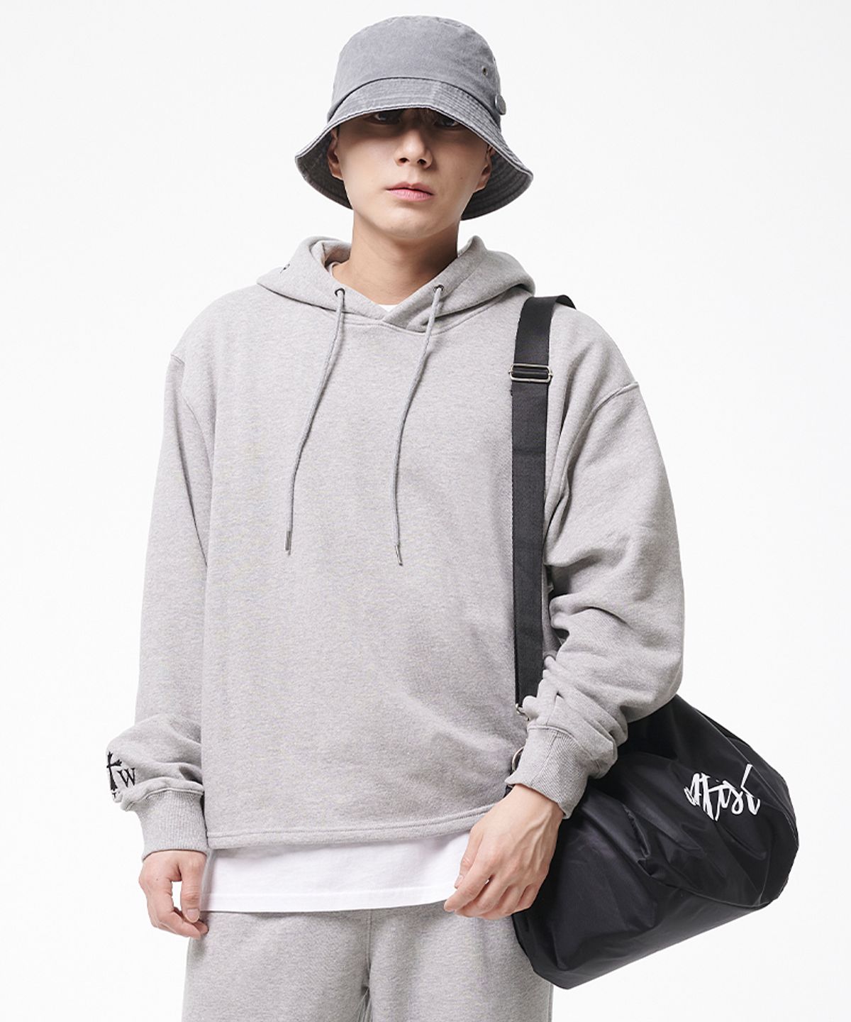아티스트웨어(ARTISTWEAR) [ATW] 시그니처 로고 보스턴백