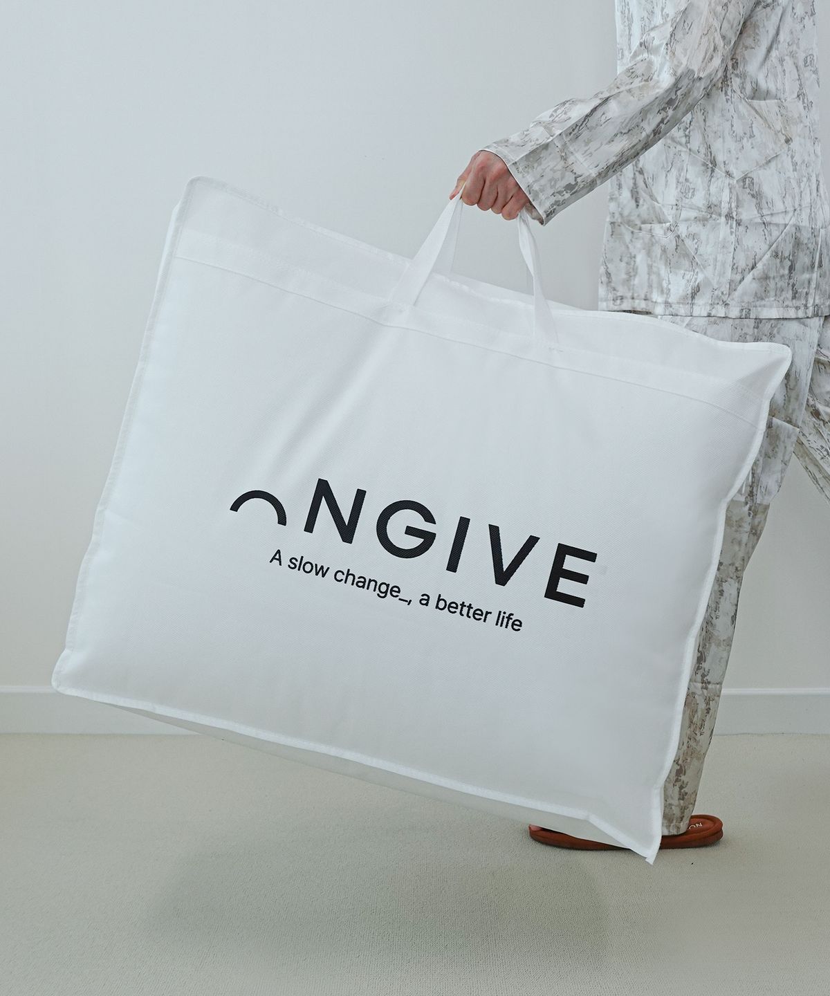 온기브(ONGIVE) 대용량 선물 보관용 이불가방 (L/XL)