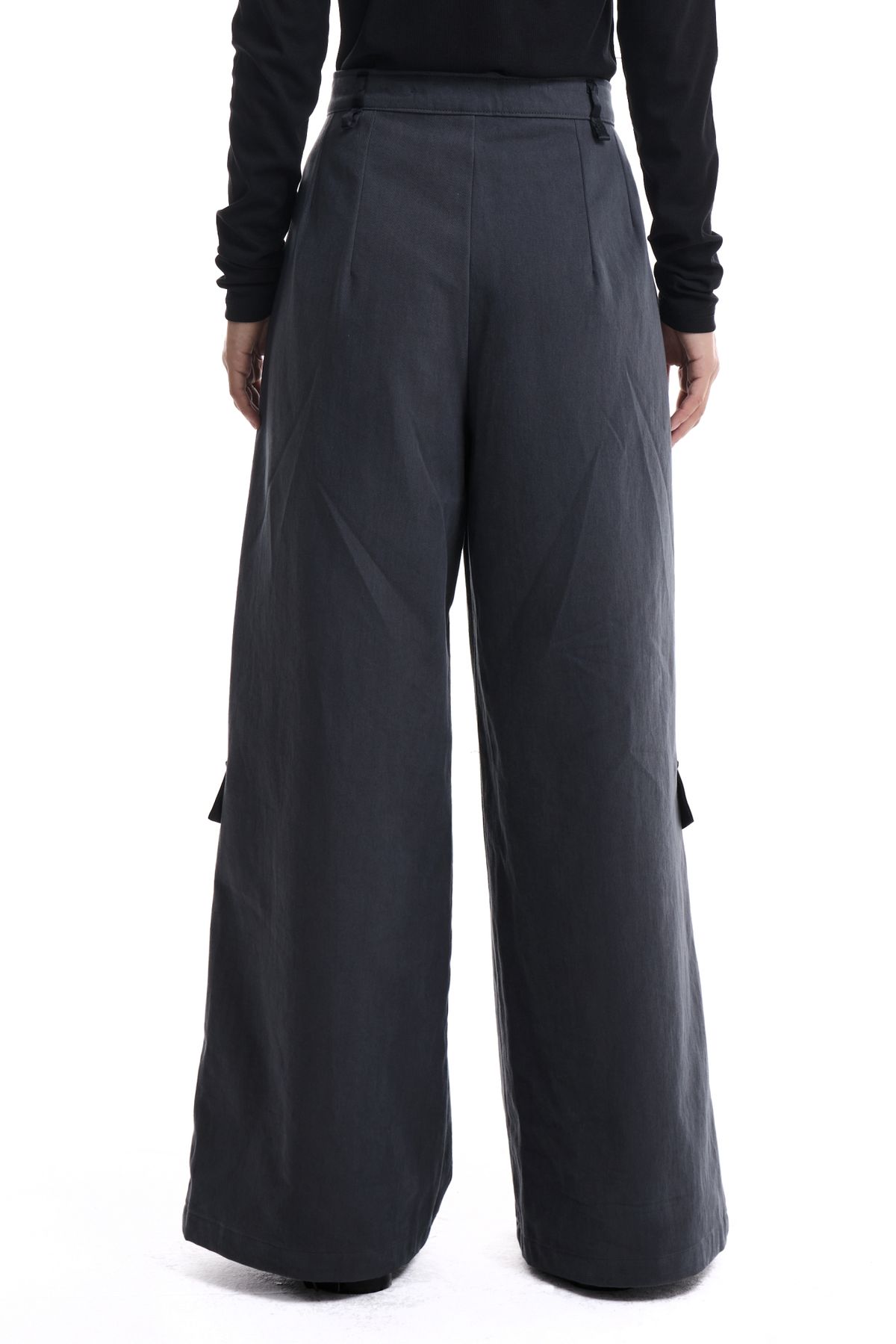칠 하나 투 구육(71TO96) Daenggi Cargo Pants (Charcoal)