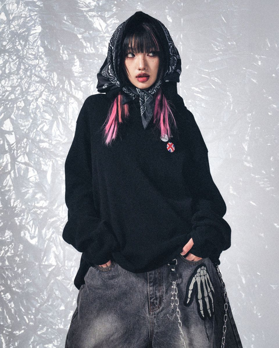 MUSINSA | SCHISM INDUCING BANDANA HOODIE BLACK