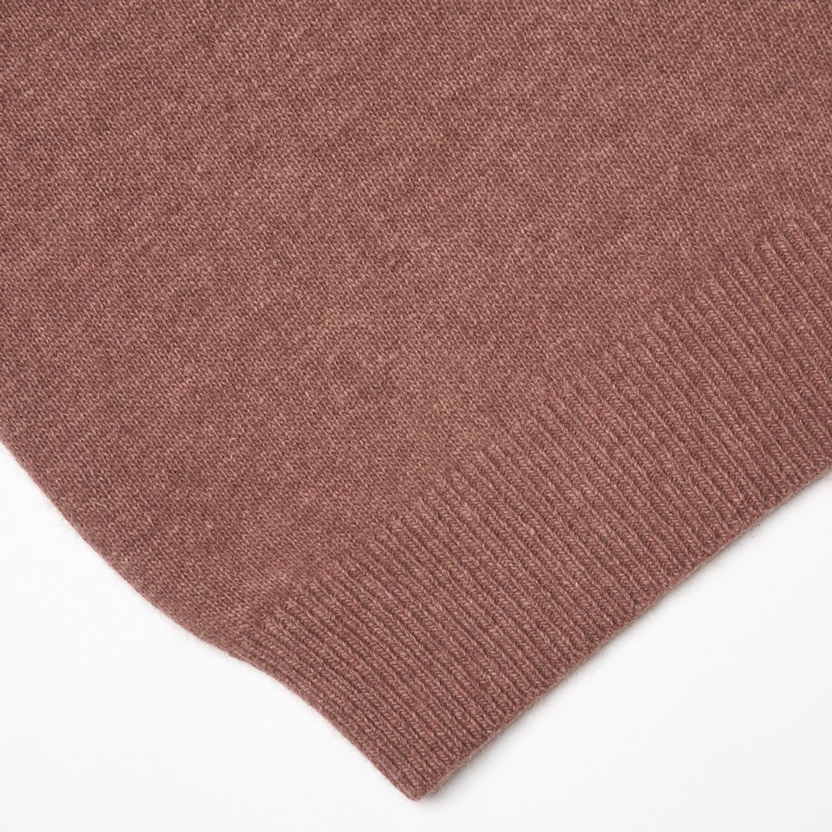 베르노(VERNO) 24FW Fox Crew-neck Knit Rose