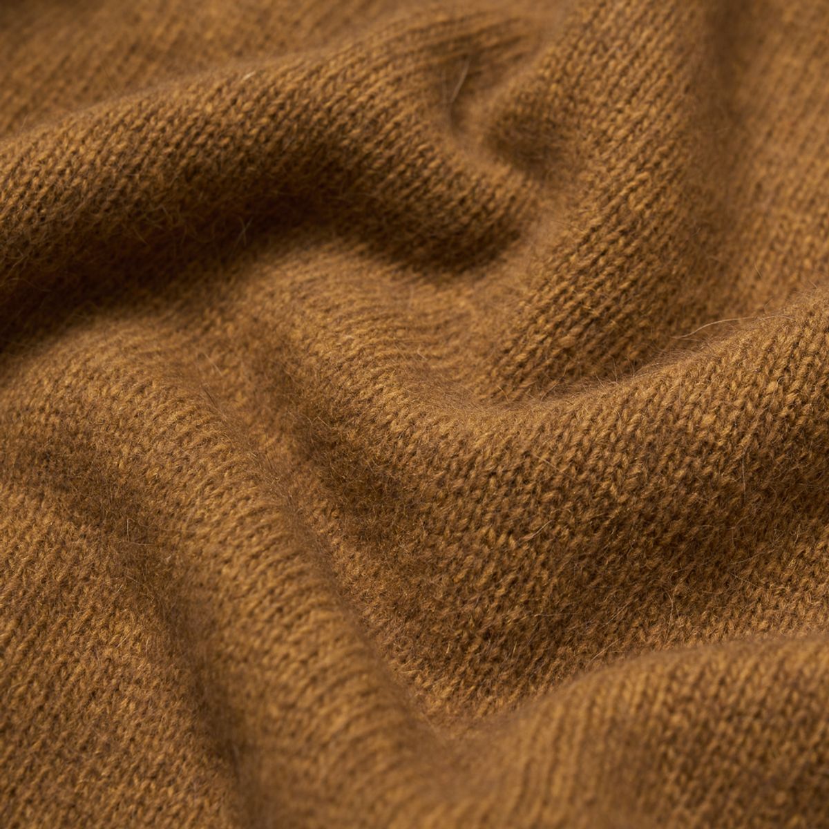 베르노(VERNO) 24FW Fox Crew-neck Knit Lux-Brown
