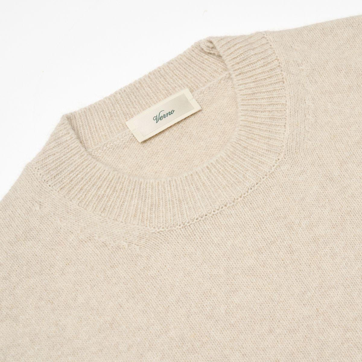 베르노(VERNO) 24FW Fox Crew-neck Knit Oatmeal