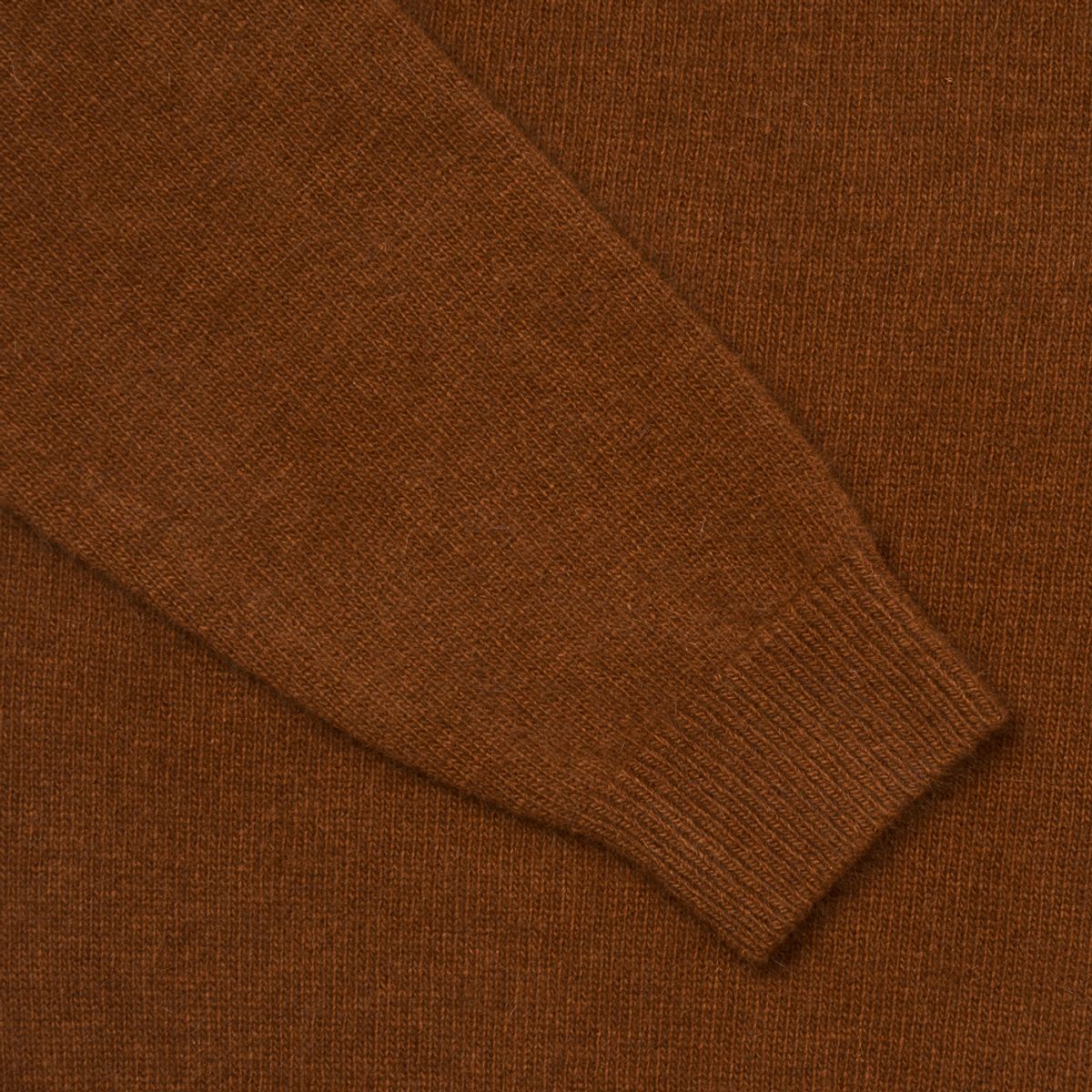베르노(VERNO) 24FW Fox Crew-neck Knit Camel