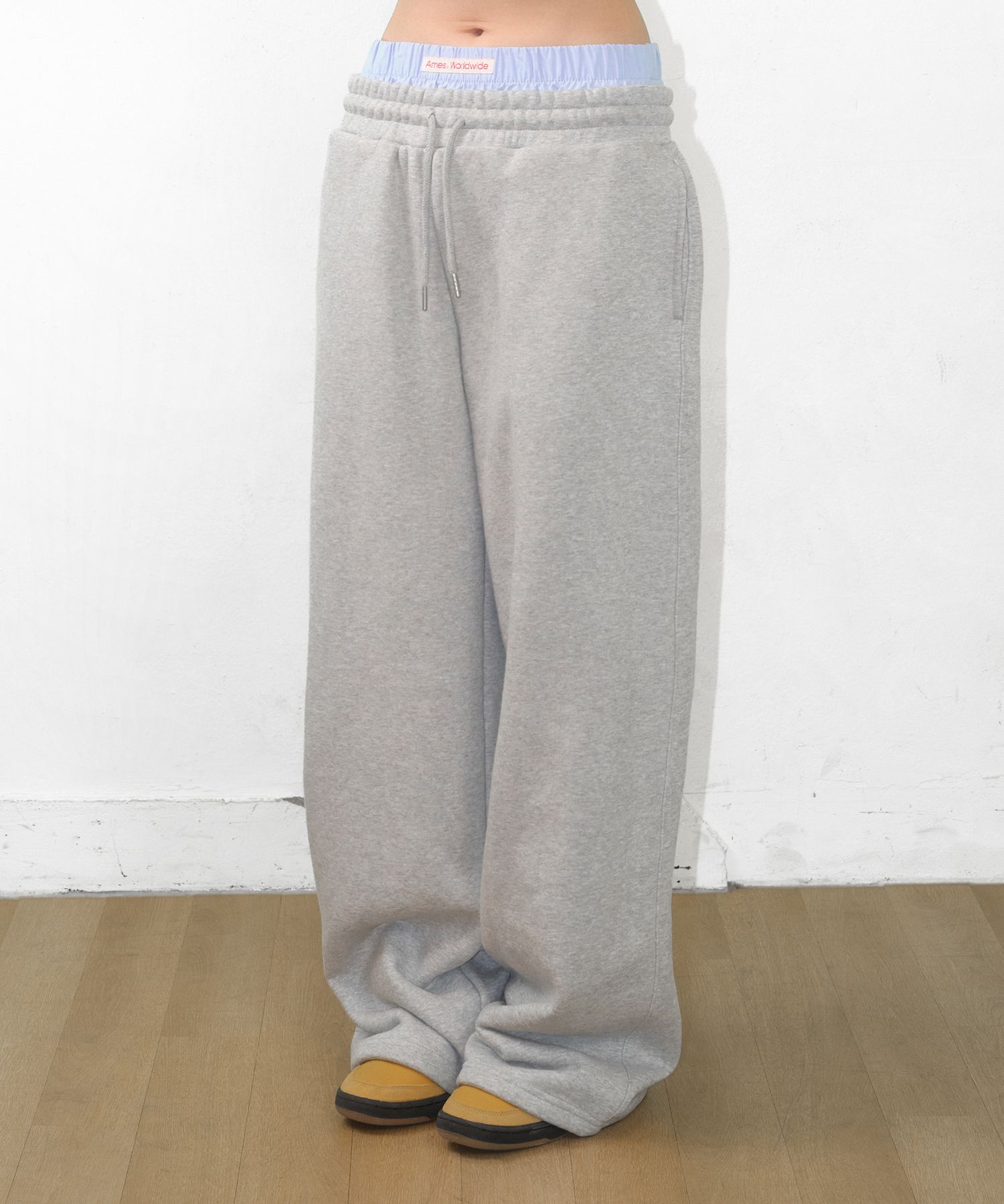 MUSINSA | AMES-WORLDWIDE LAYERED SWEAT PANTS GREY