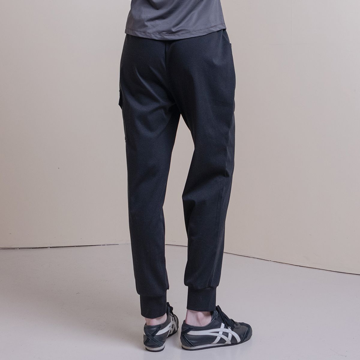 뒤란(DURAN) 로아 루즈핏 아웃포켓 조거팬츠 DBF5S-9205 3colors