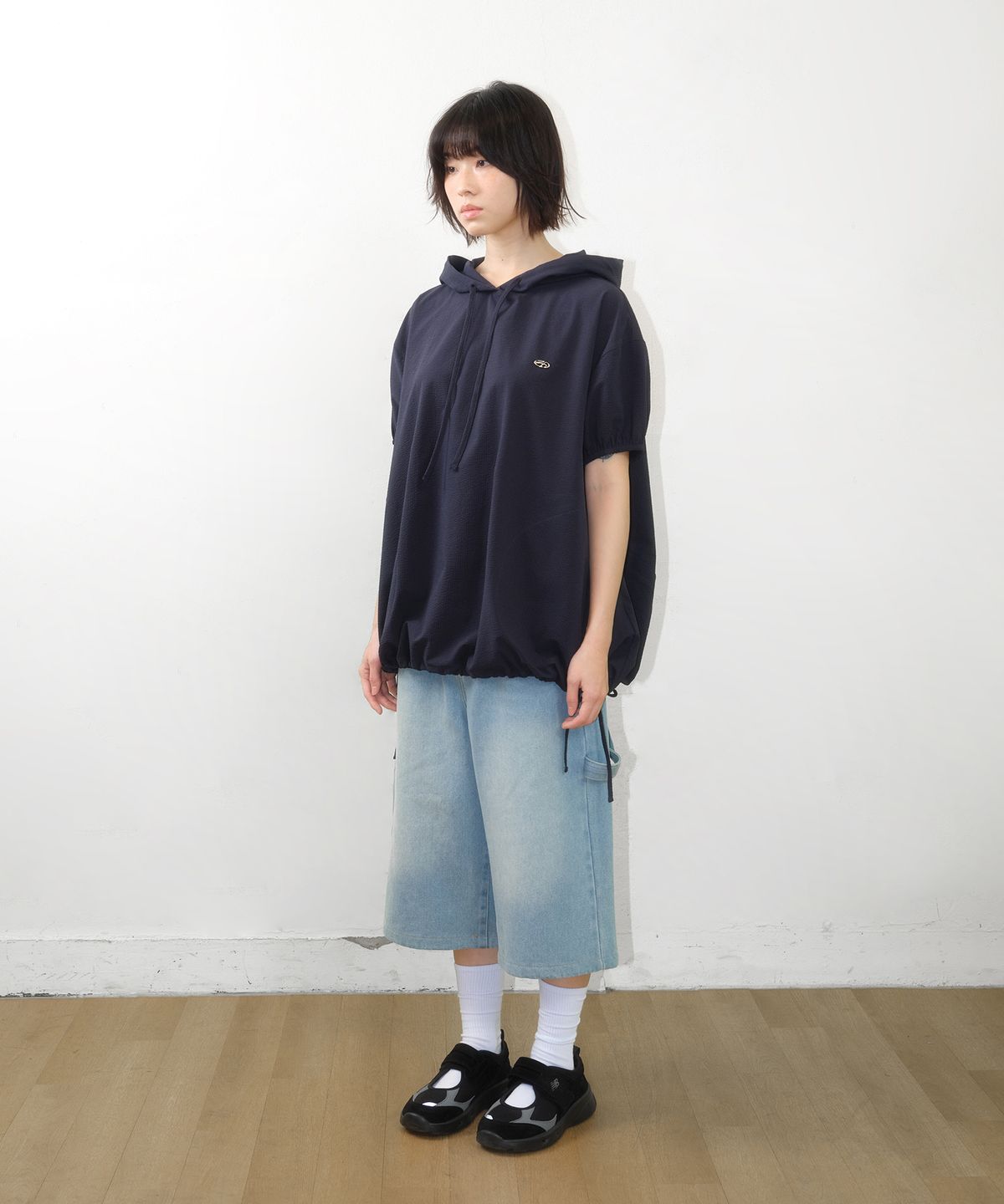 아메스 월드와이드(AMES-WORLDWIDE) OVERFIT WRINKLE SHORTSLEEVE HOODIE NAVY