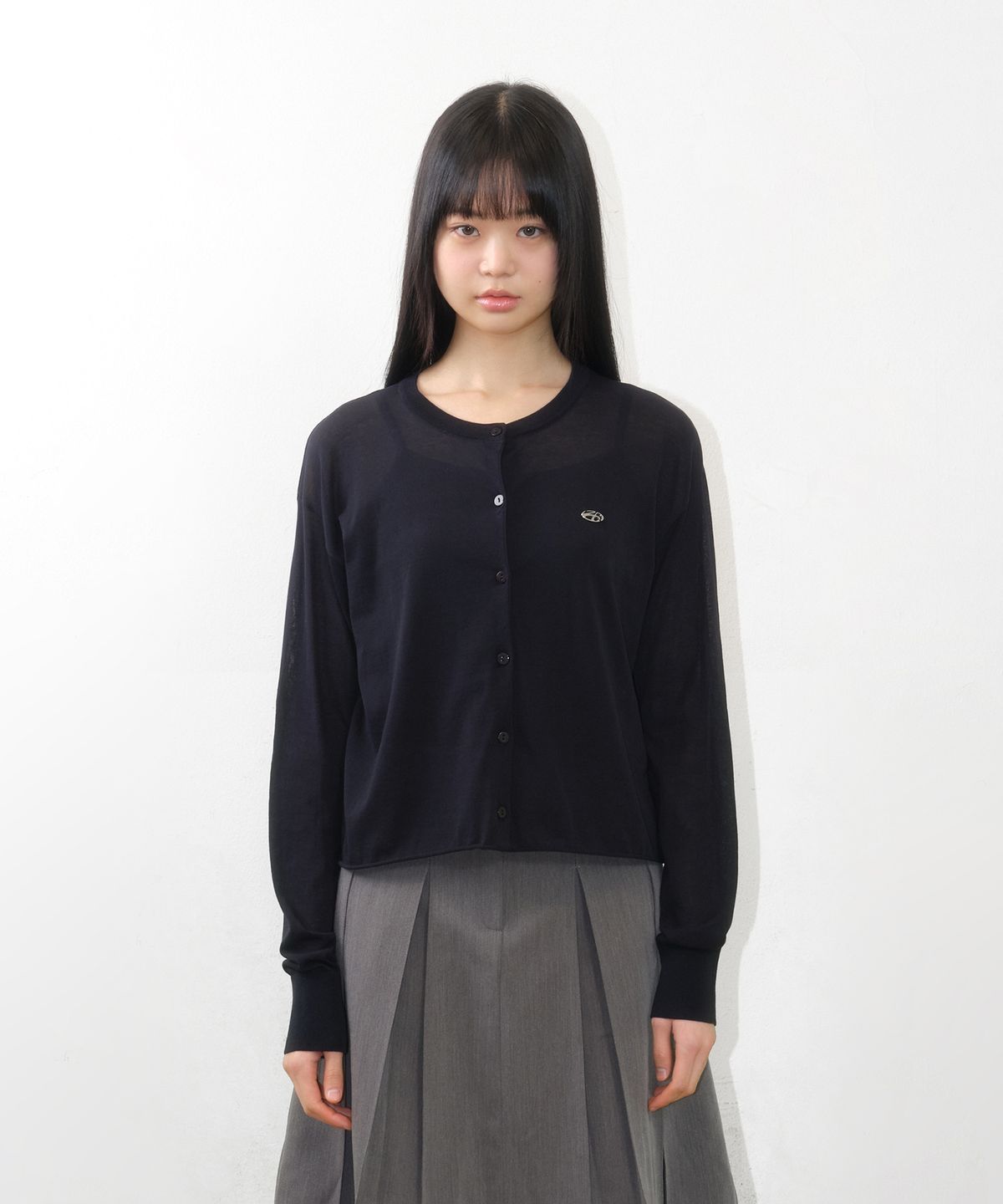 아메스 월드와이드(AMES-WORLDWIDE) SHEER ROUND NECK CARDIGAN BLACK
