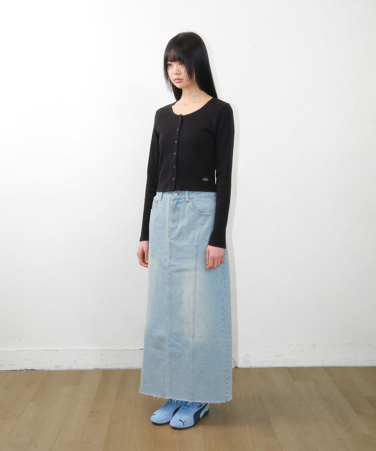 아메스 월드와이드(AMES-WORLDWIDE) RIB U-NECK CARDIGAN BLACK